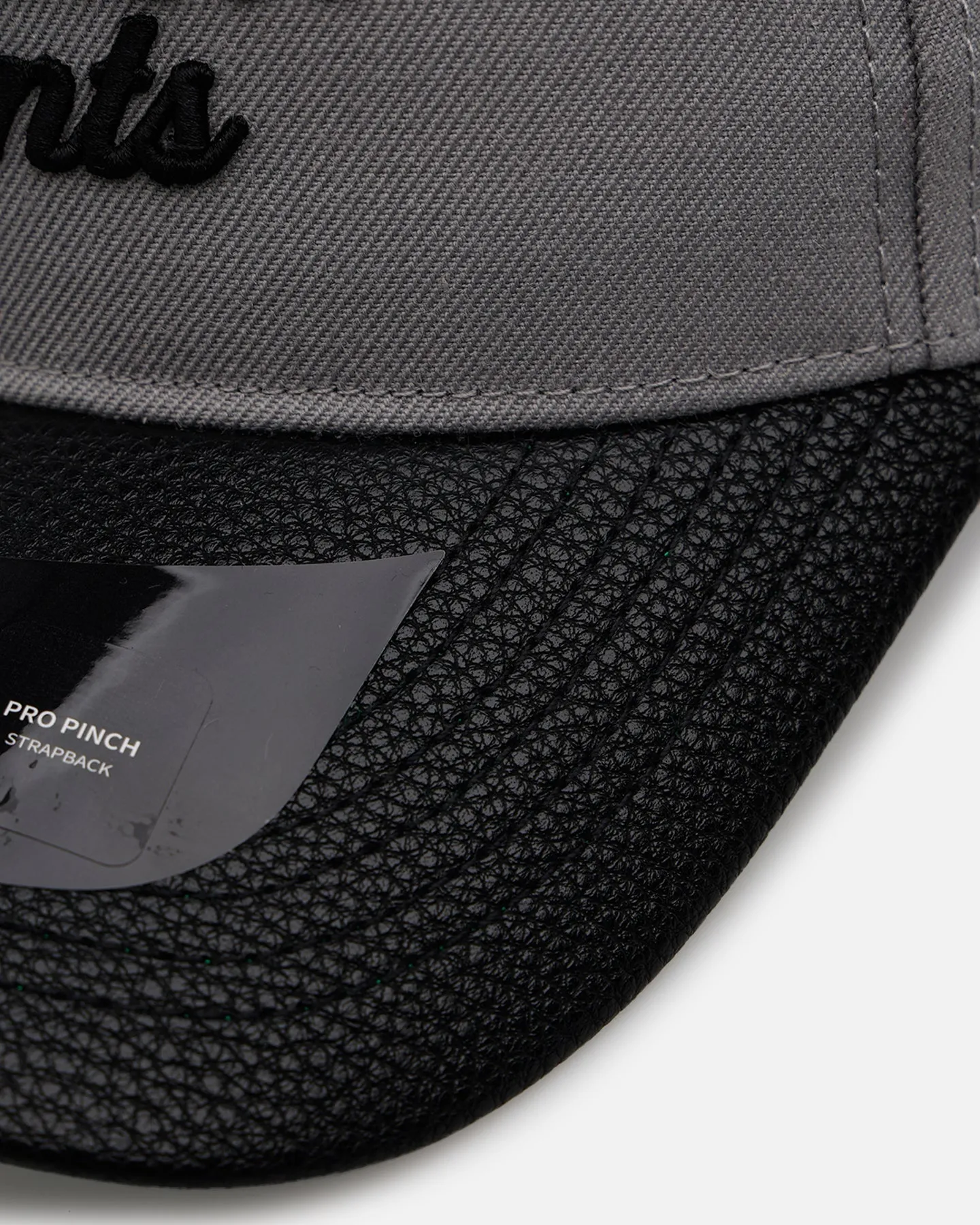 Pro Standard San Francisco Giants 'Sovenir' Pinch Front Strapback Grey/Black sold by Culture Kings product image thumbnail 2