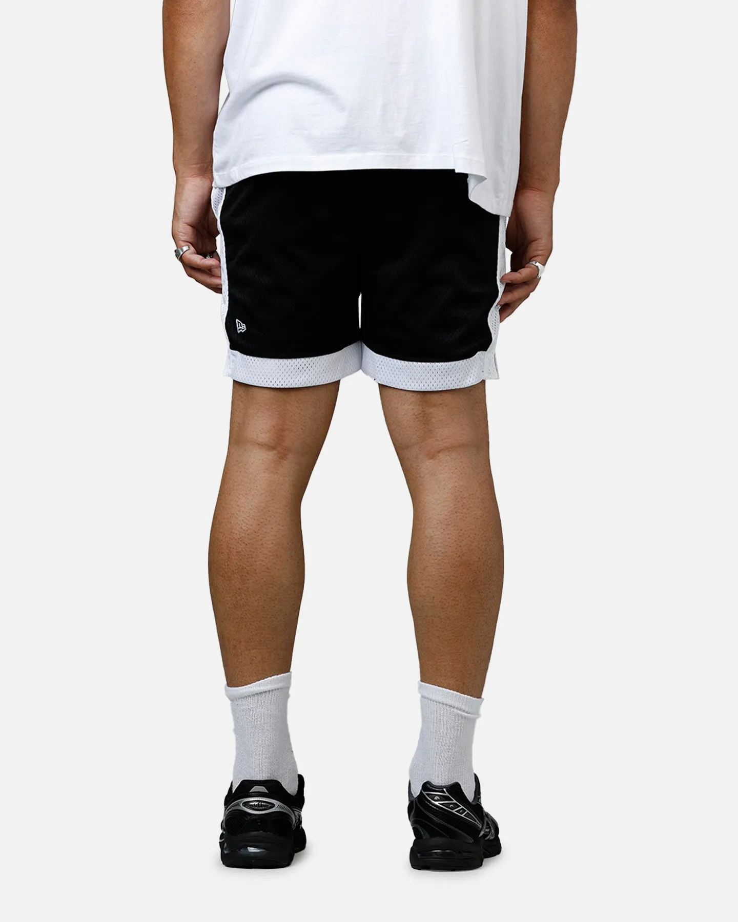 New Era Philadelphia Phillies Sport Class Shorts Black/White sold by Culture Kings product image thumbnail 5