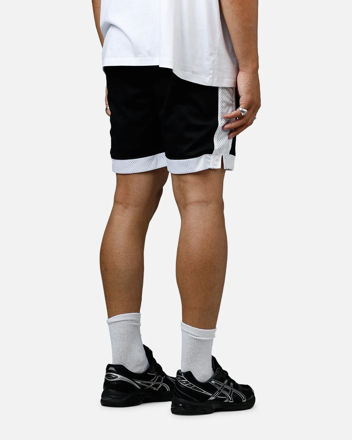 New Era Philadelphia Phillies Sport Class Shorts Black/White sold by Culture Kings product image thumbnail 3