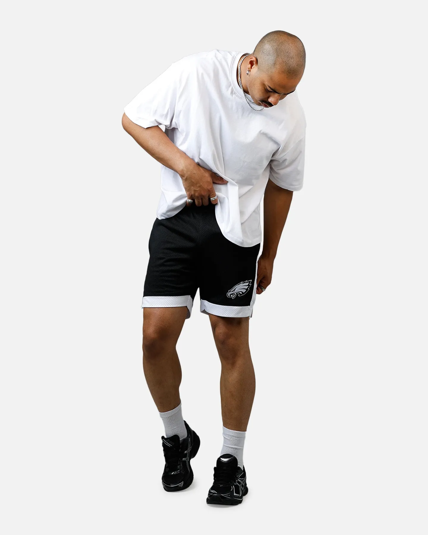 New Era Philadelphia Eagles Sport Class Shorts Black/White sold by Culture Kings product image thumbnail 2