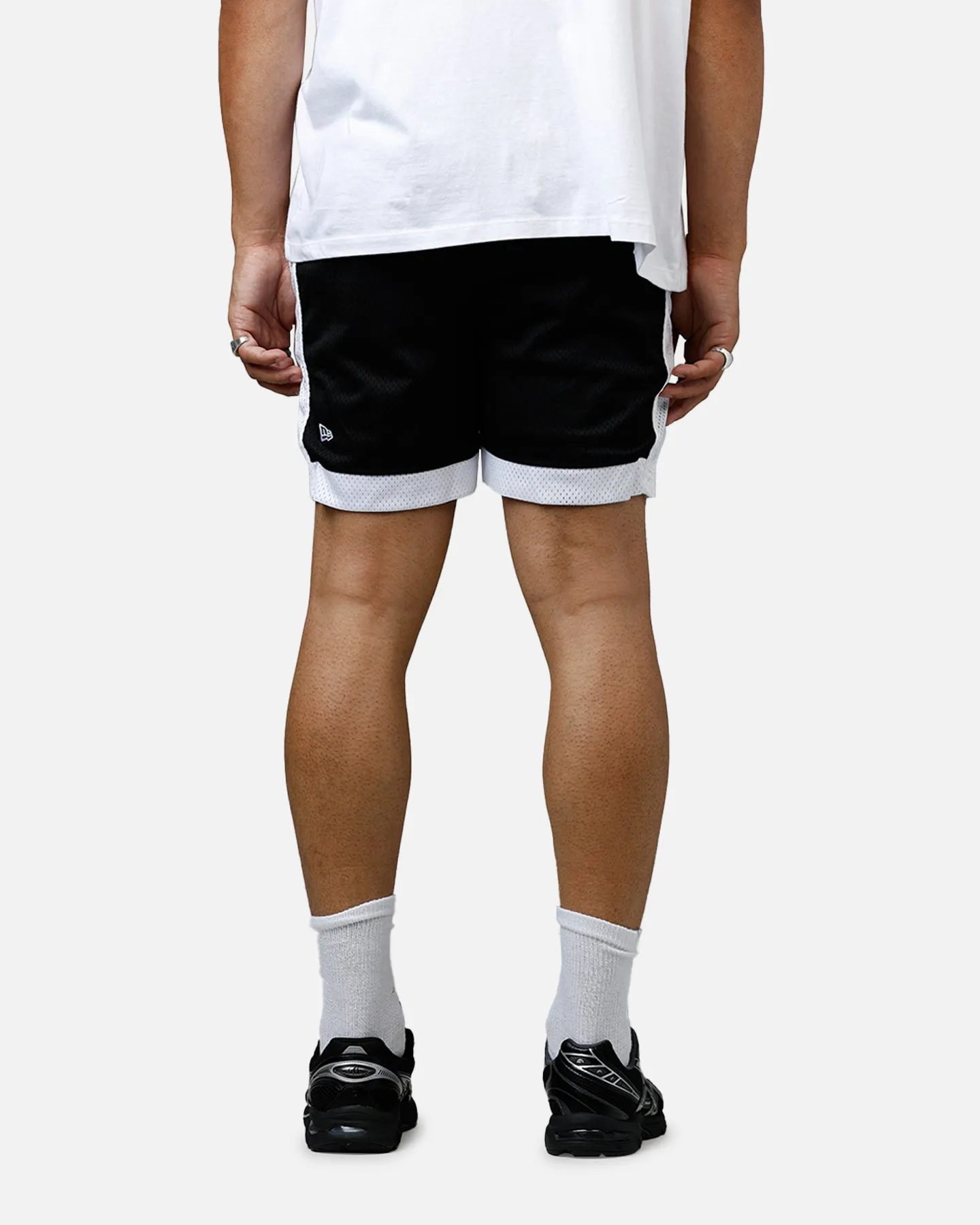 New Era San Francisco Giants Sport Class Shorts Black/White sold by Culture Kings product image thumbnail 5
