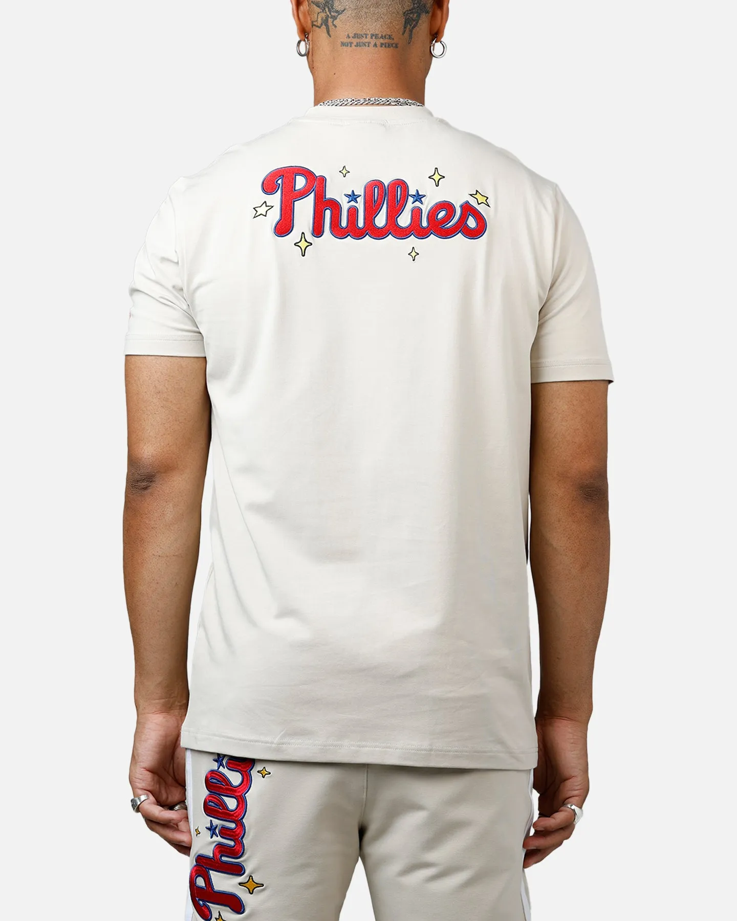 New Era Philadelphia Phillies 'Logo Select' Summer T-Shirt Stone sold by Culture Kings product image thumbnail 2