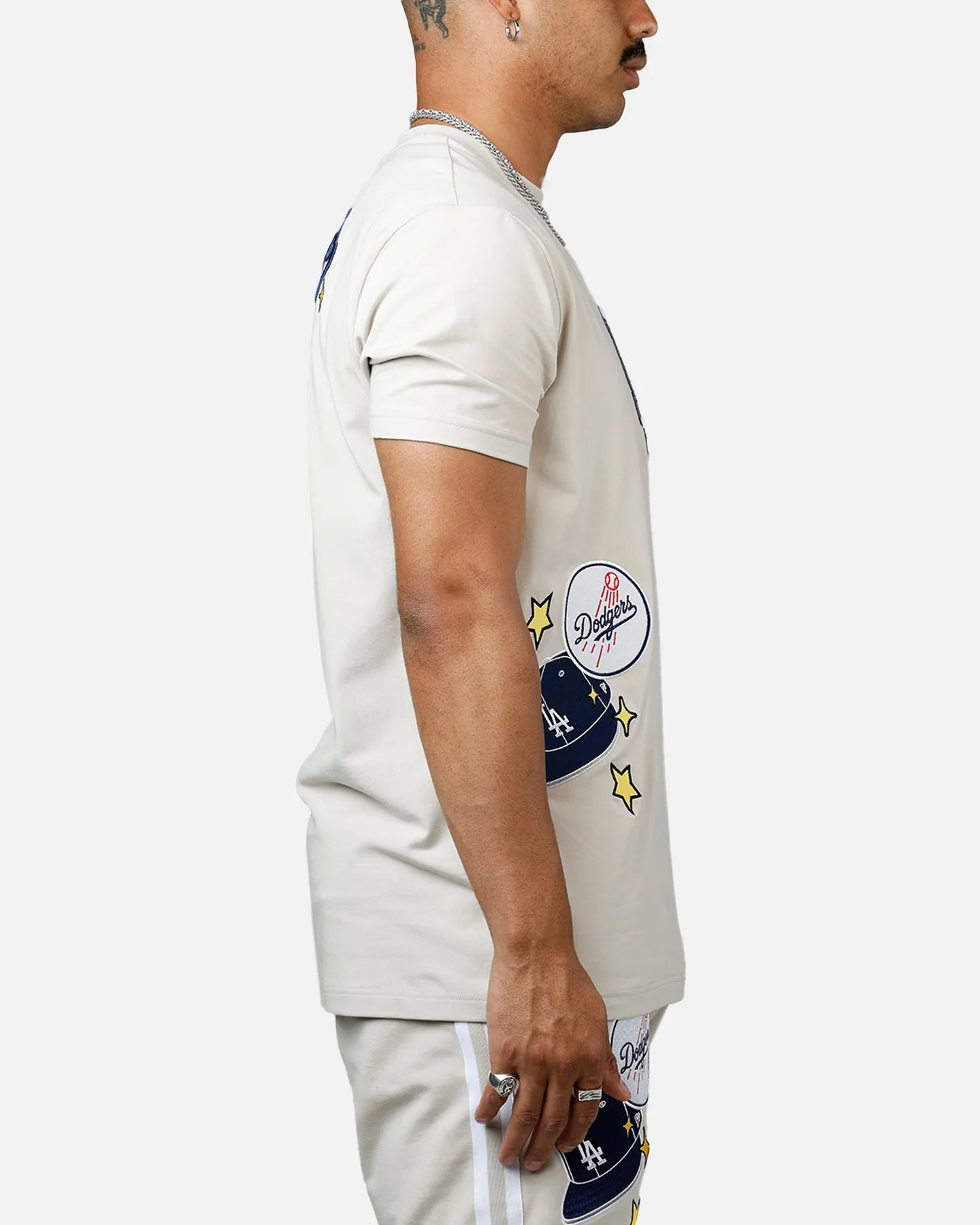 New Era Los Angeles Dodgers 'Logo Select' Summer T-Shirt Stone sold by Culture Kings product image thumbnail 4