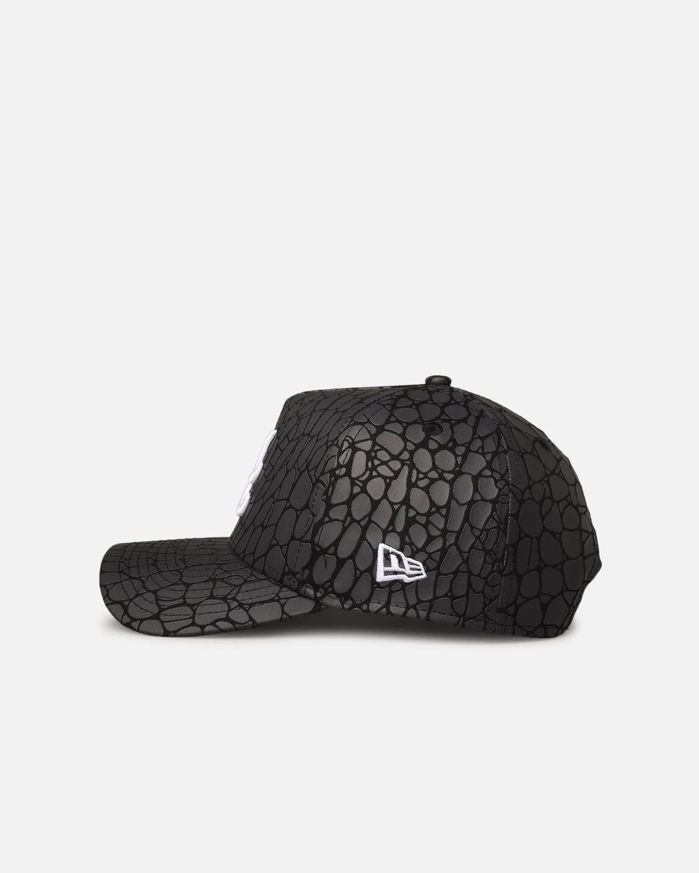 New Era Atlanta Braves 'Croc Skin' 9FORTY A-Frame Snapback Black sold by Culture Kings product image thumbnail 4