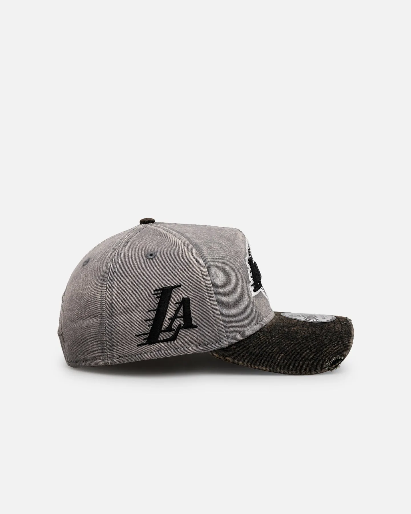 New Era Los Angeles Lakers 'Washed Storm Gray' 9FORTY A-Frame Snapback Gray sold by Culture Kings product image thumbnail 3