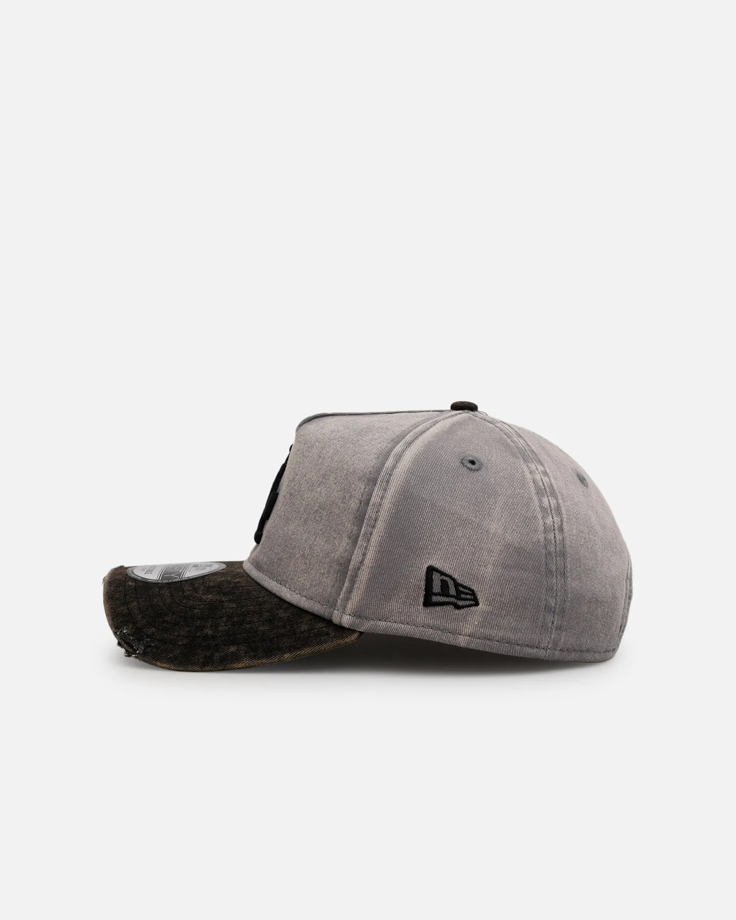 New Era Los Angeles Dodgers 'Washed Storm Gray' 9FORTY A-Frame Snapback Gray sold by Culture Kings product image thumbnail 4