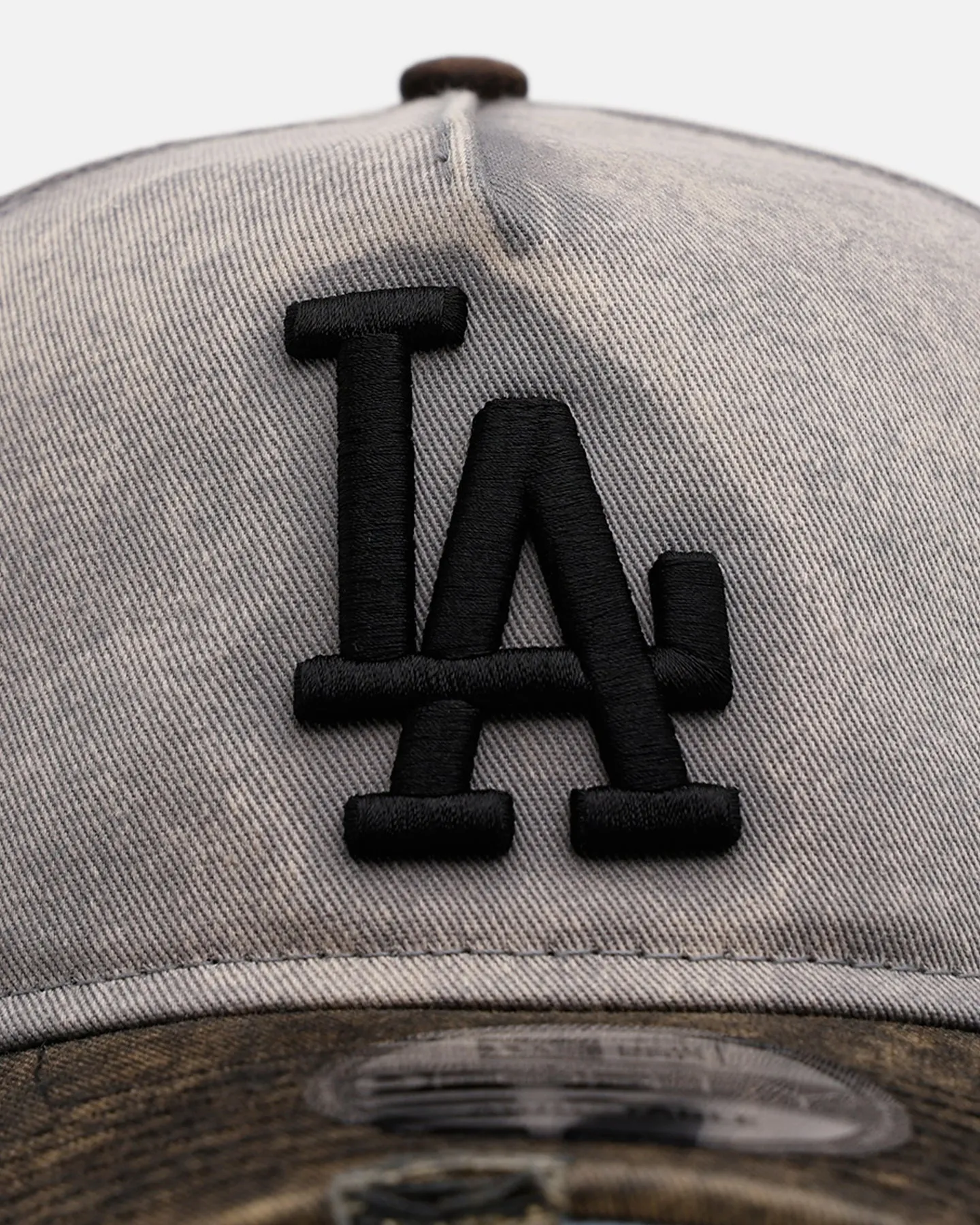 New Era Los Angeles Dodgers 'Washed Storm Gray' 9FORTY A-Frame Snapback Gray sold by Culture Kings product image thumbnail 5
