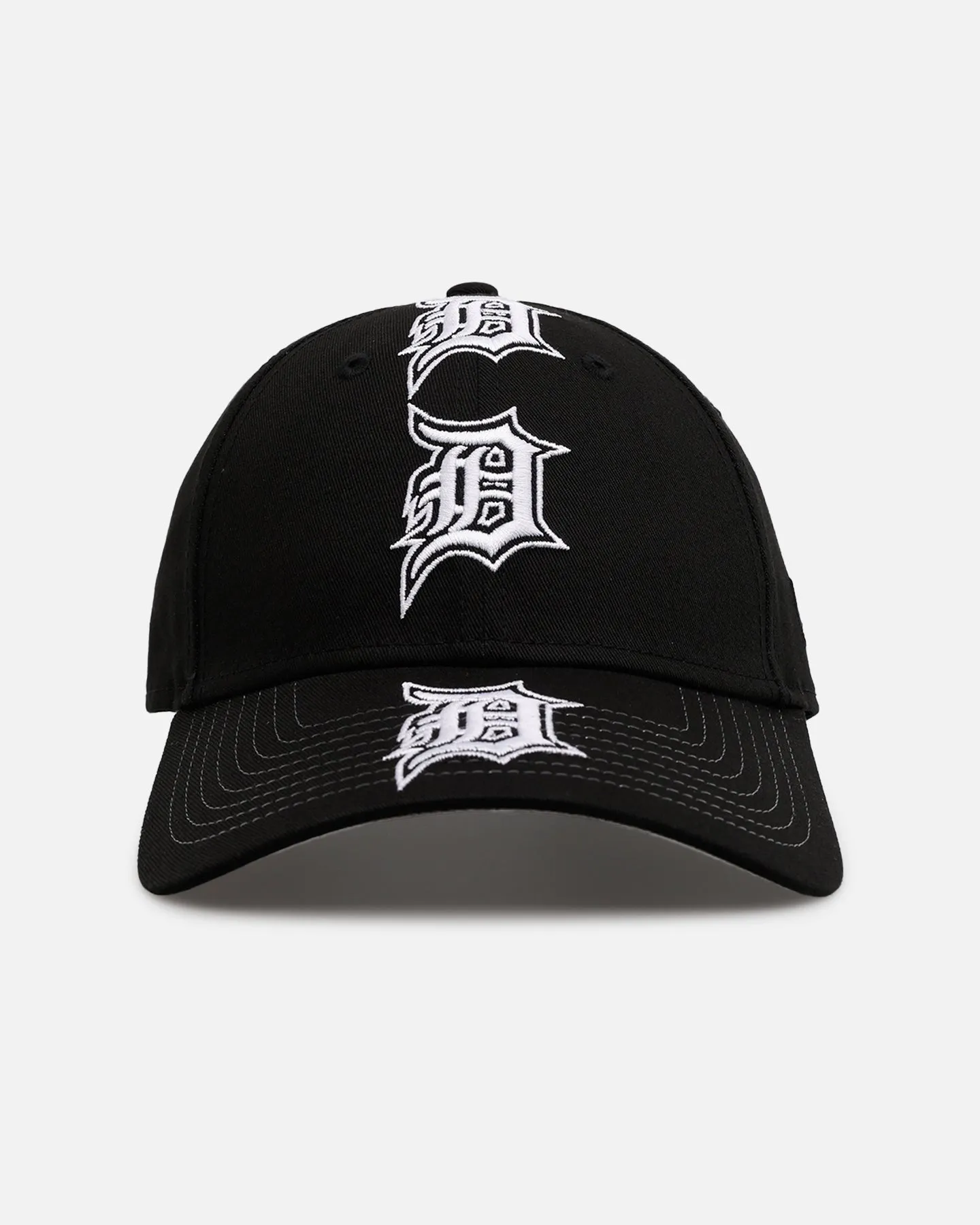 New Era Detroit Tigers 'Spine' 9FORTY A-Frame Strapback Black/White sold by Culture Kings