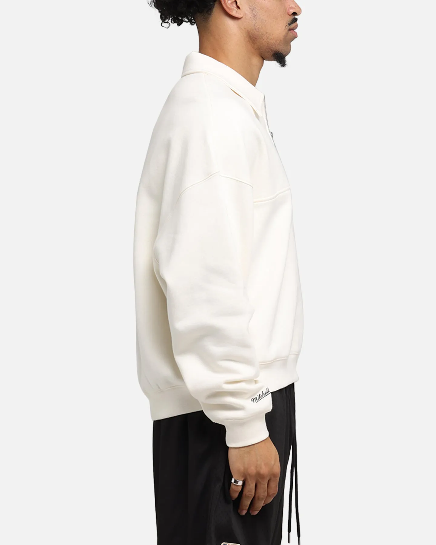 Mitchell & Ness New York Knicks Boxy Quarter Zip Crewneck Egret sold by Culture Kings product image thumbnail 4