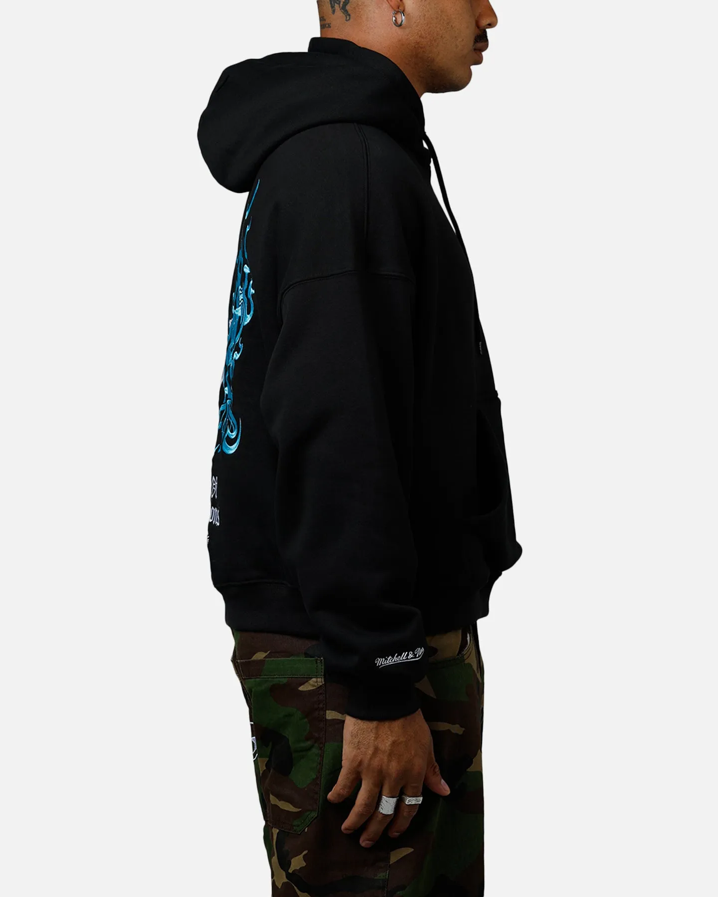 Mitchell & Ness Los Angeles Lakers City Of Champions Hoodie Black sold by Culture Kings product image thumbnail 4