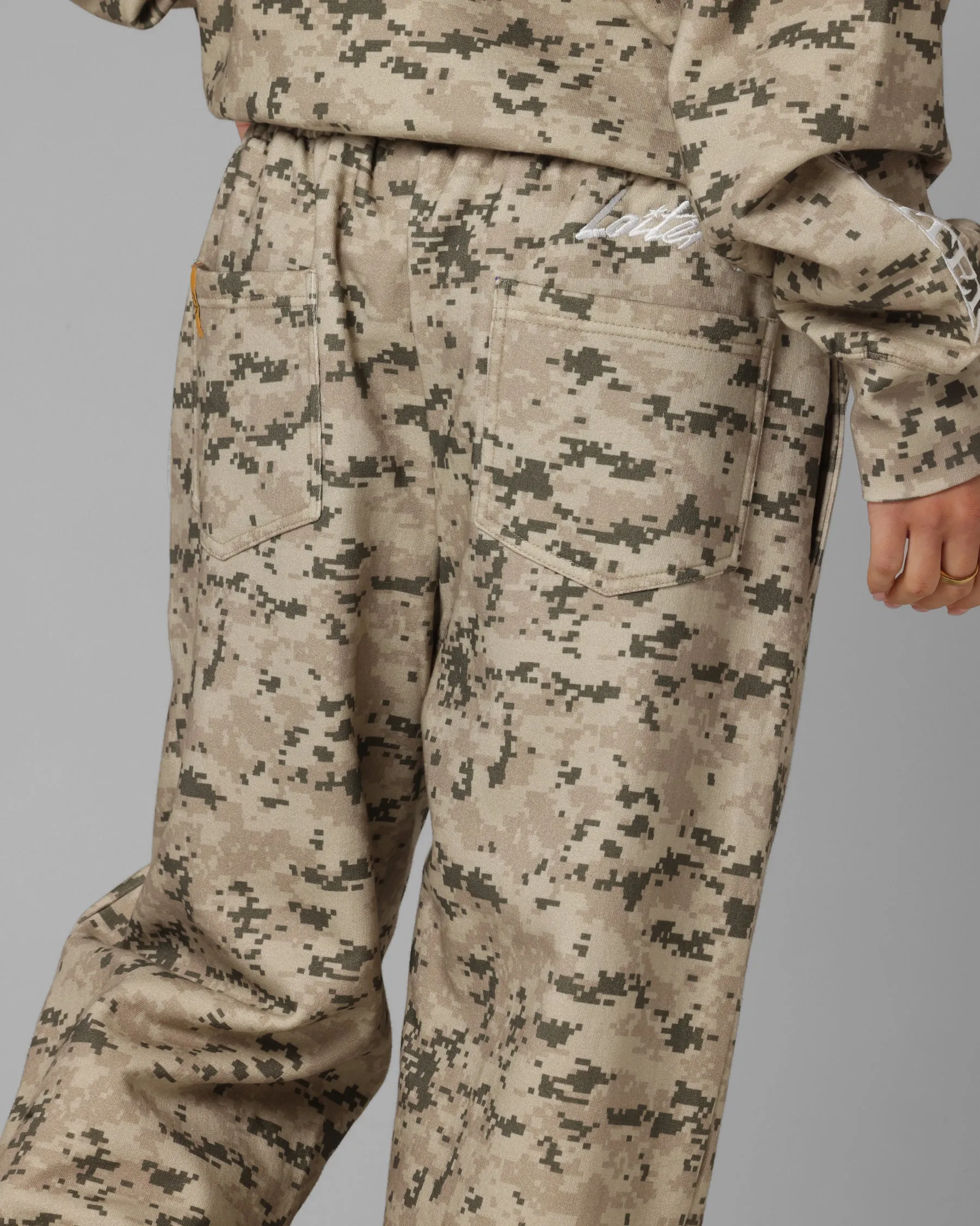 Loiter Hybrid Sweatpants Digi Camo sold by Culture Kings product image thumbnail 5