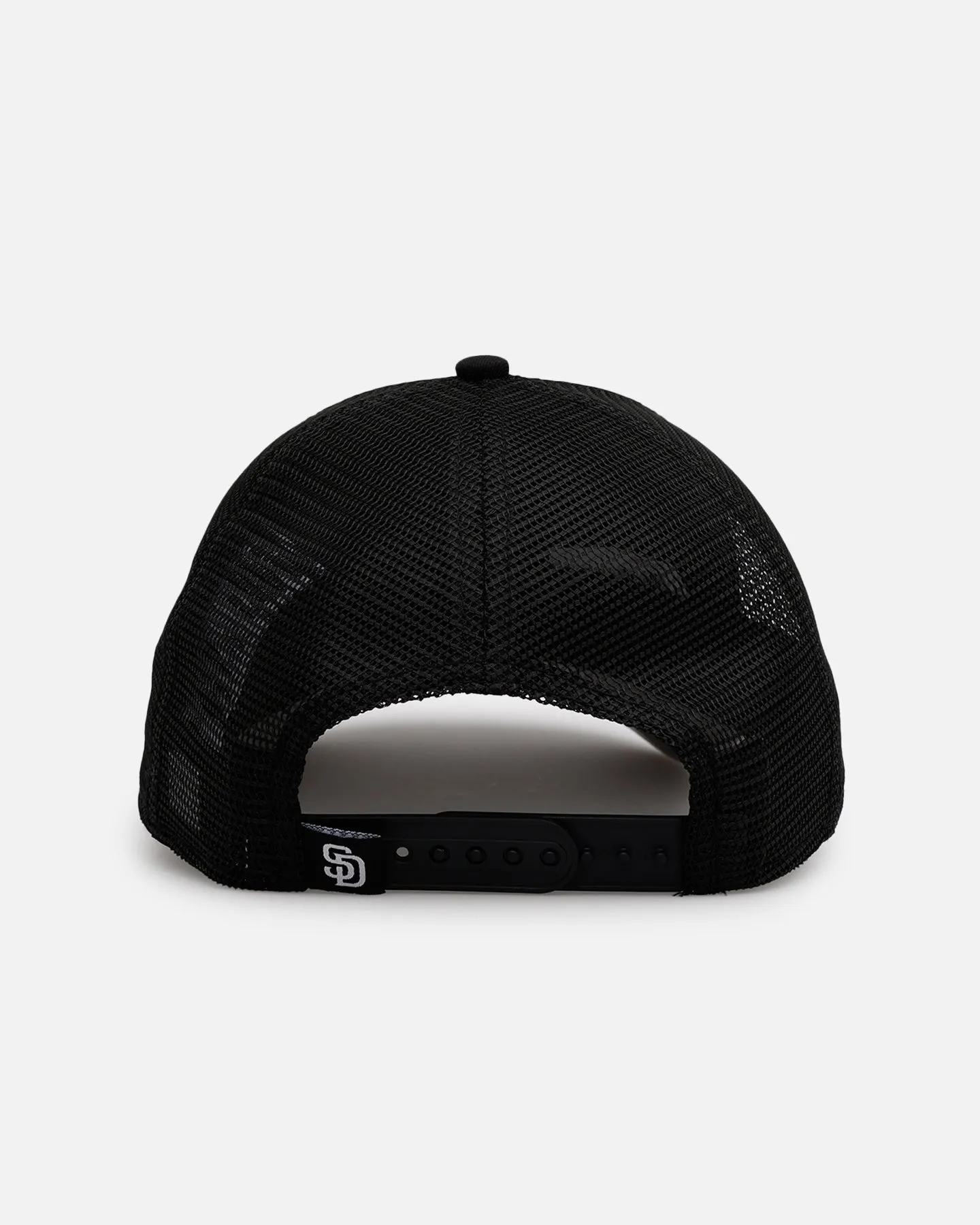 New Era San Diego Padres 'Distressed' 9FORTY A-Frame Trucker Snapback Black/White sold by Culture Kings product image thumbnail 2