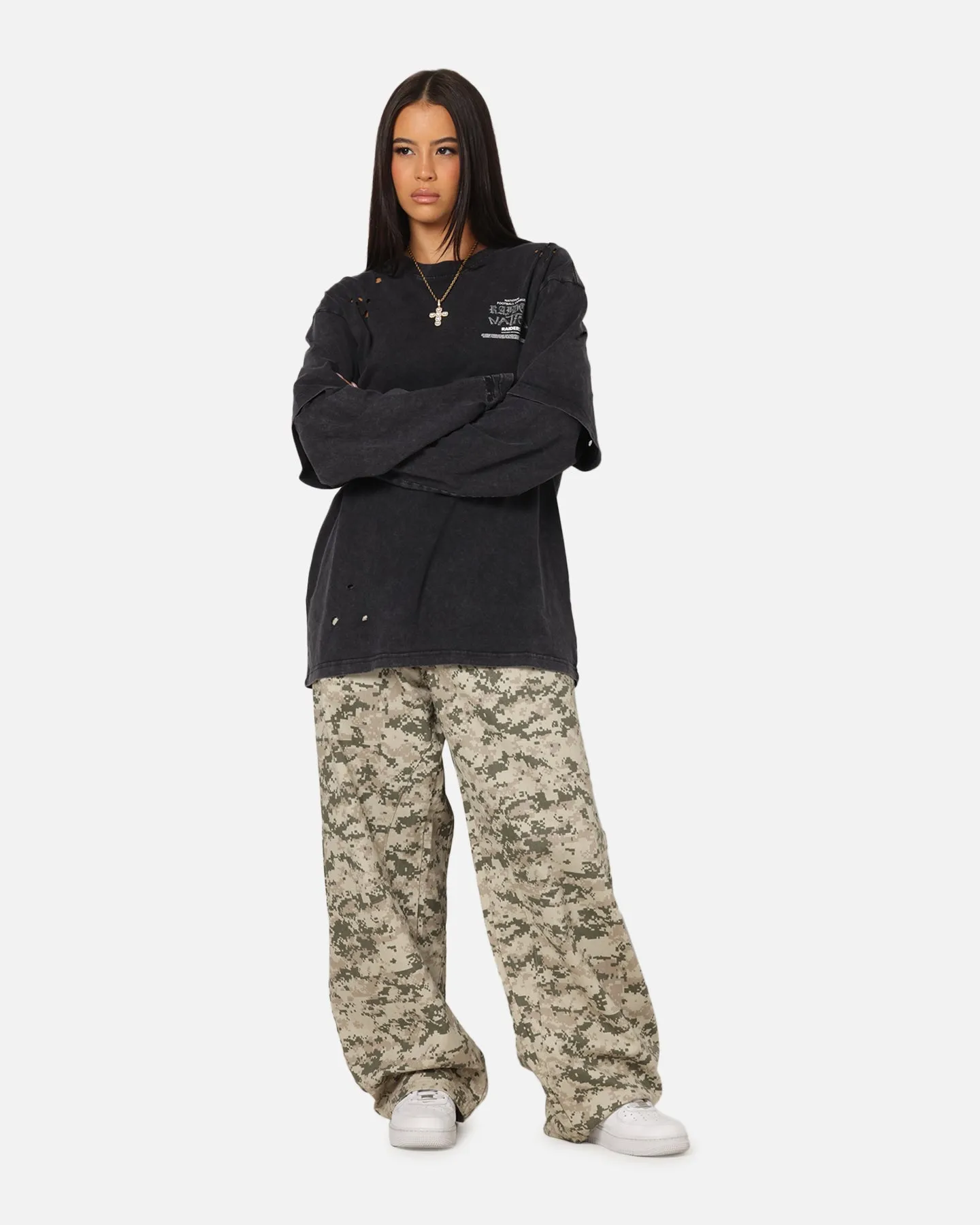 Mitchell & Ness Las Vegas Raiders Chromed Mock Long Sleeve T-Shirt Faded Black sold by Culture Kings product image thumbnail 4