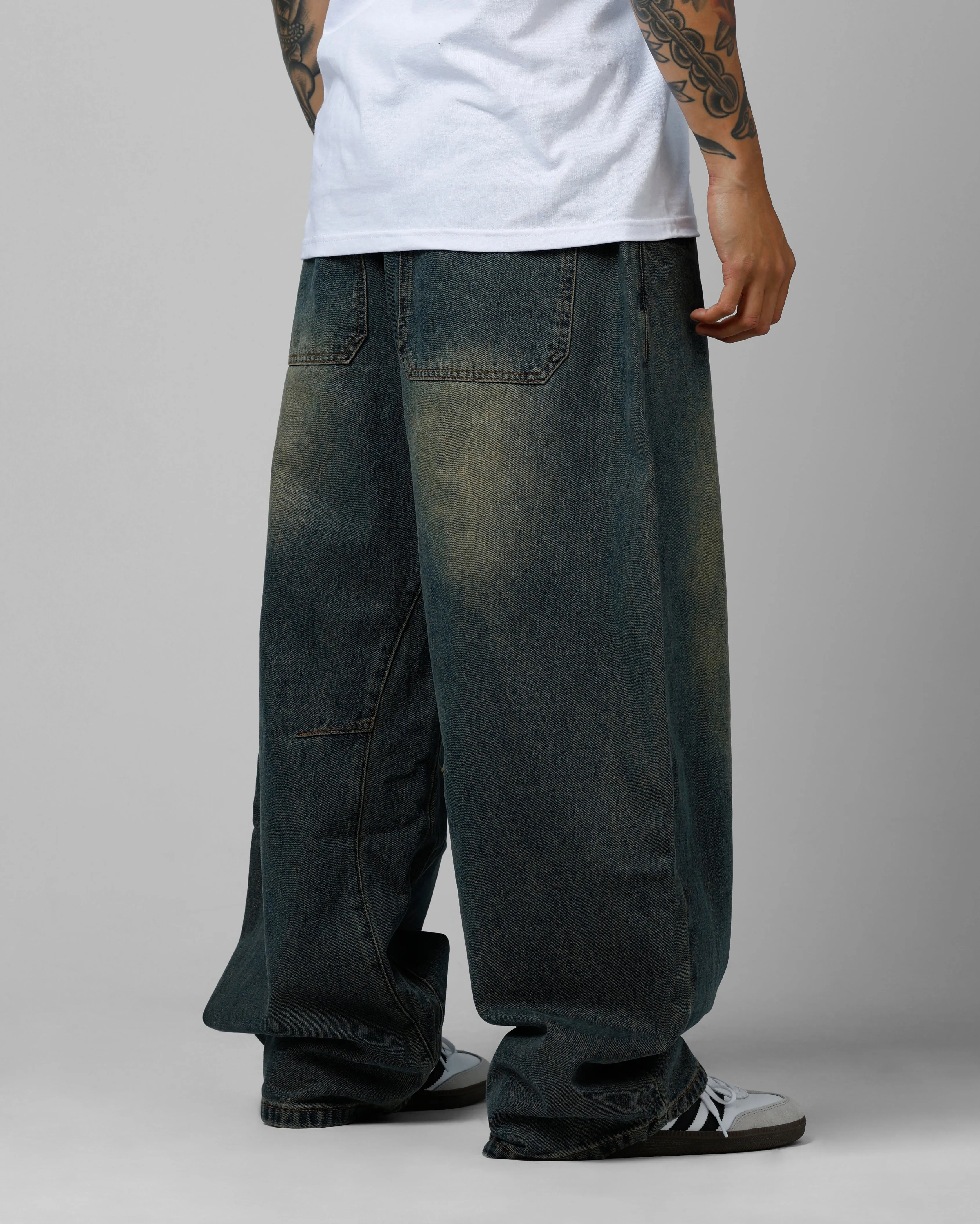 Loiter F-16 Balloon Jeans Dirty Blue sold by Culture Kings product image thumbnail 3