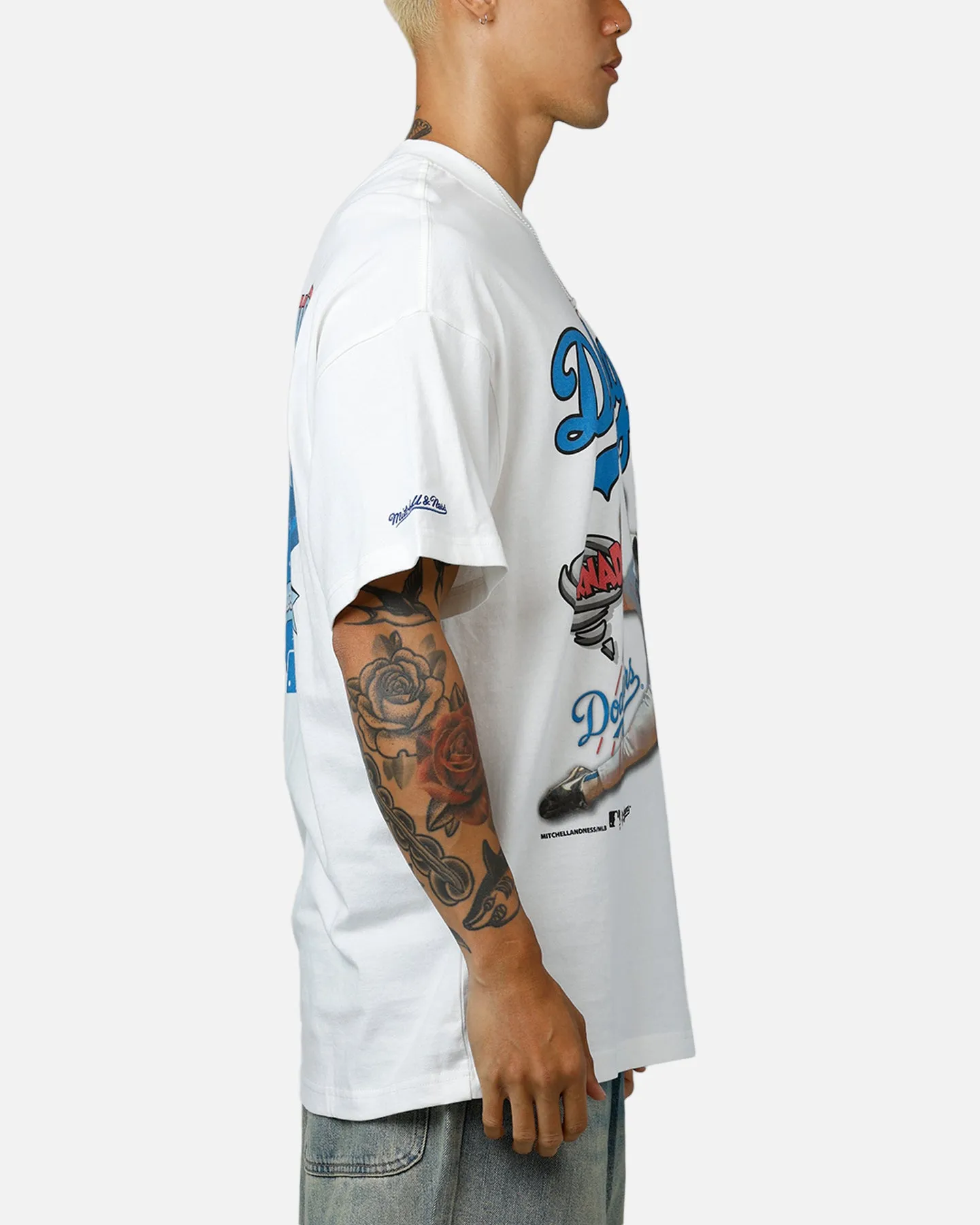 Mitchell & Ness Los Angeles Dodgers Hideo Nomo Tornado T-Shirt Vintage White sold by Culture Kings product image thumbnail 4