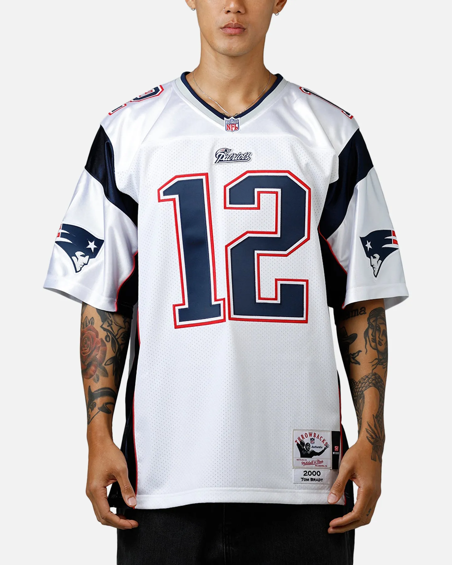 Mitchell & Ness New England Patriots Tom Brady #12 2000 Jersey White sold by Culture Kings product image thumbnail 2