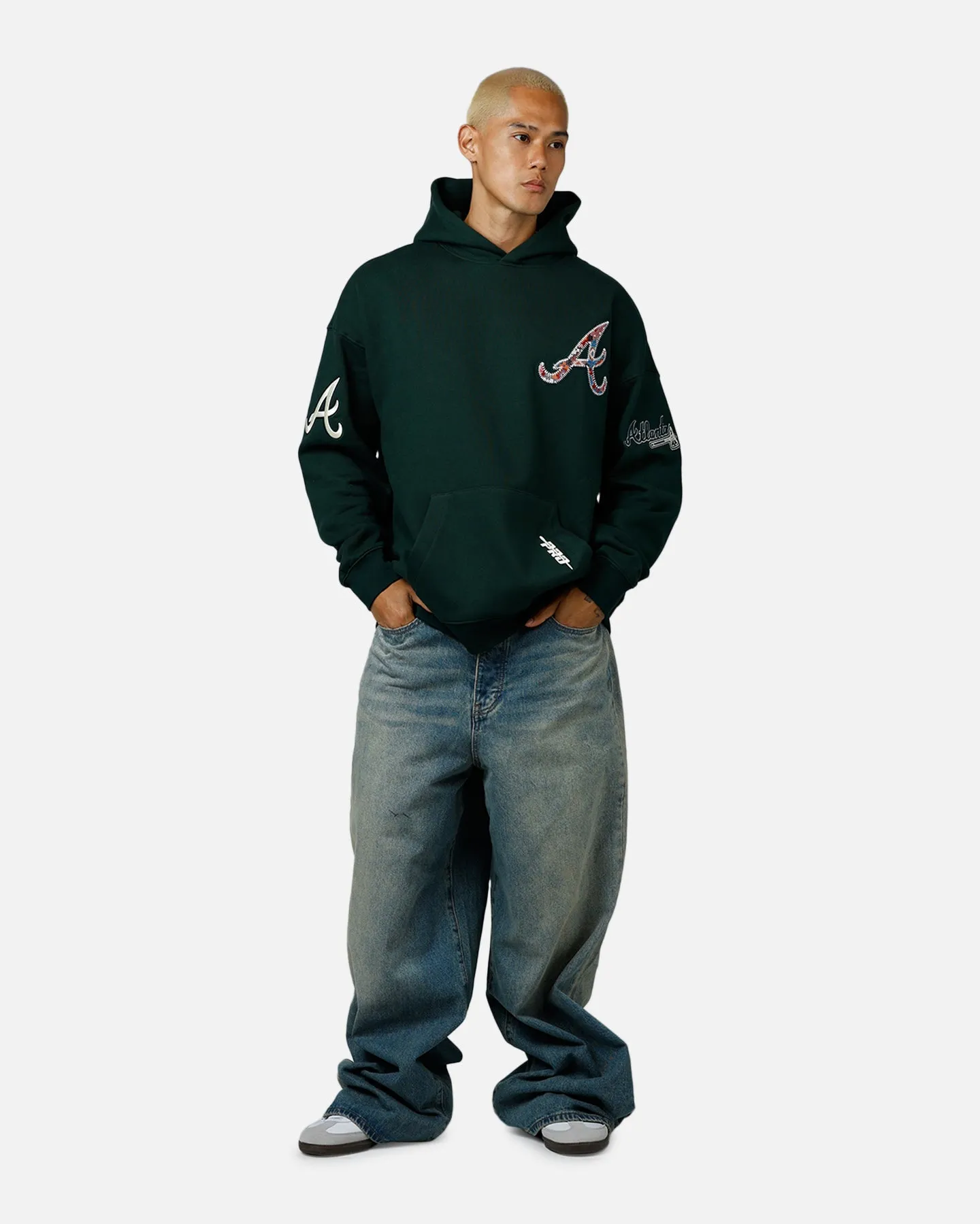 Pro Standard Atlanta Braves Tapestry 2.0 Hoodie Dark Green sold by Culture Kings product image thumbnail 3