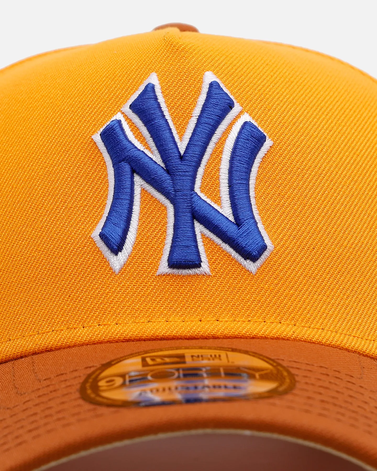 New Era New York Yankees 'Beer' 9FORTY A-Frame Snapback Gold/Brown sold by Culture Kings product image thumbnail 5