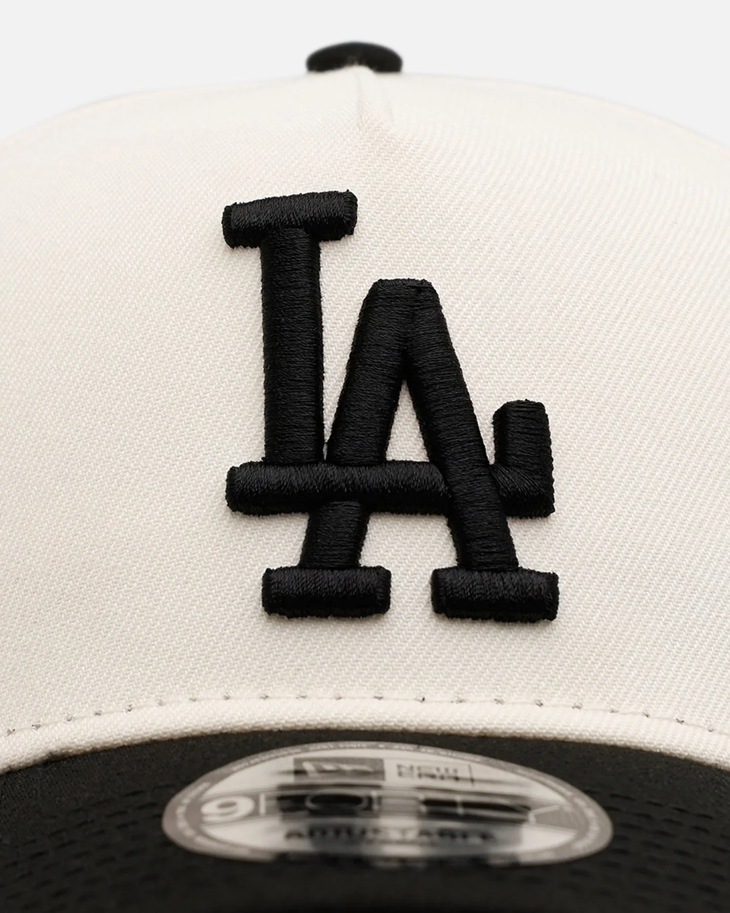 New Era Los Angeles Dodgers 'Ohtani Side Patch' Ohtani 9FORTY A-Frame Snapback Chrome/Black sold by Culture Kings product image thumbnail 5