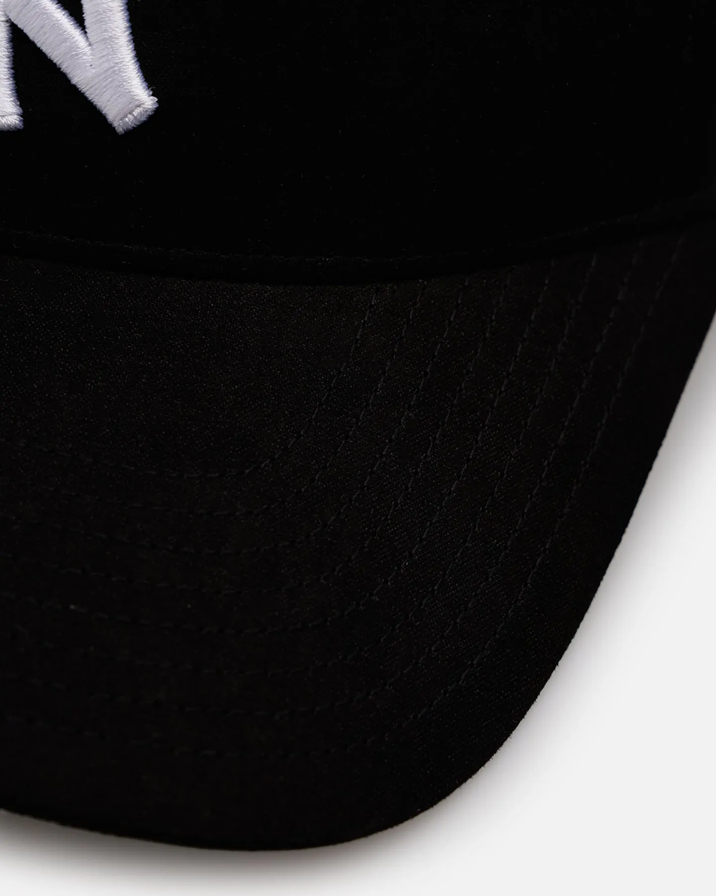47 Brand New York Yankees 'Ultrasuede' 47 MVP Strapback Black/White sold by Culture Kings product image thumbnail 2