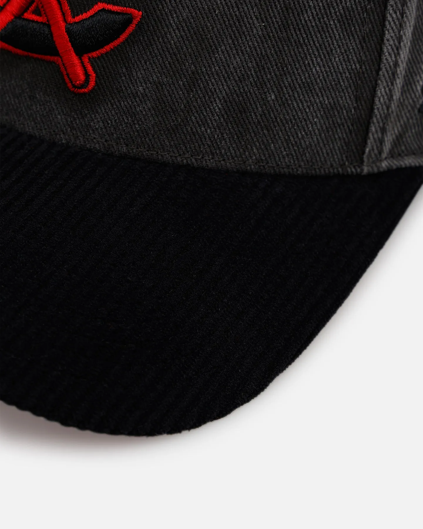47 Brand Chicago Blackhawks 'Black & Red' 47 Offside Snapback Black/Red sold by Culture Kings product image thumbnail 2
