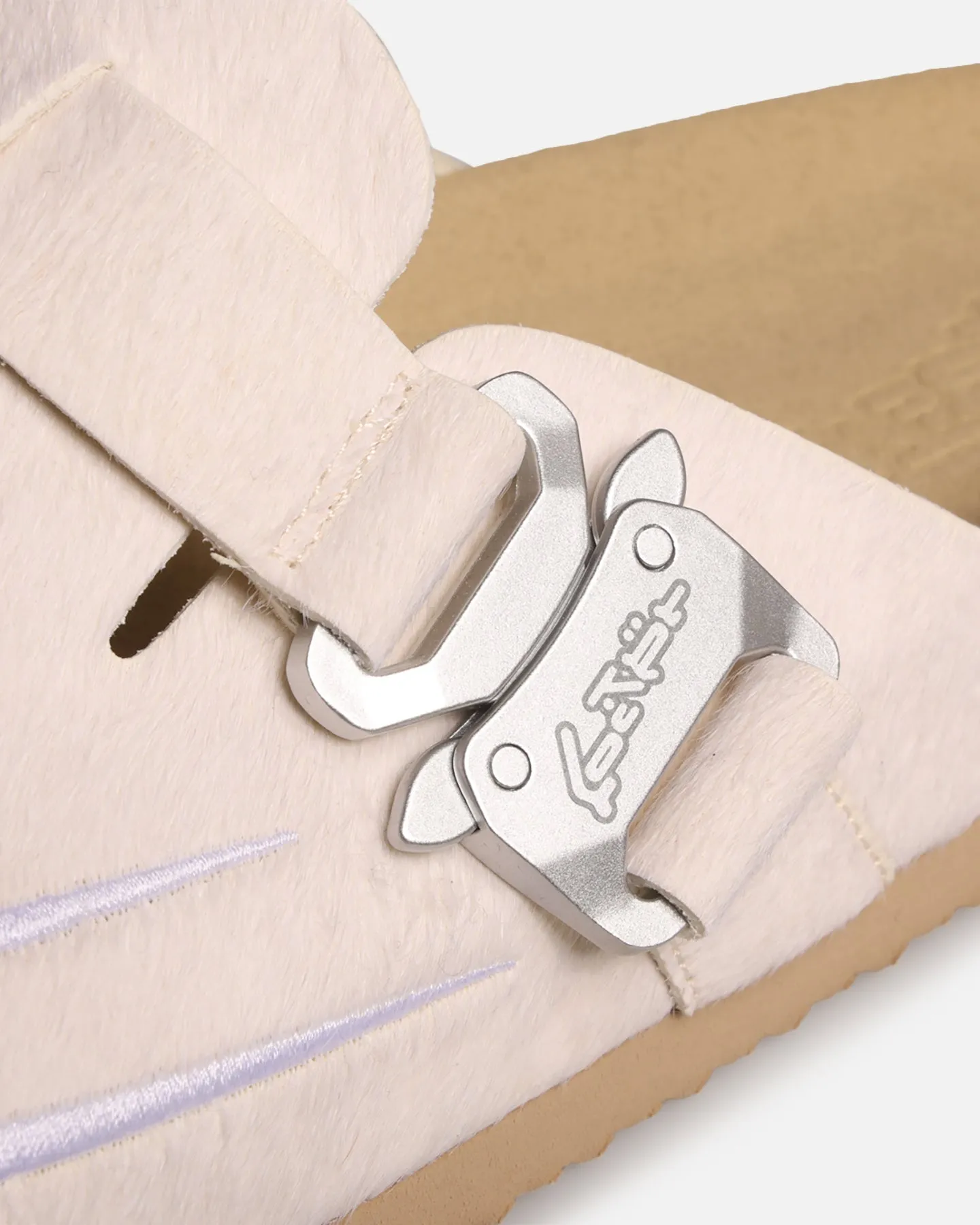 Loiter Spire Mule White sold by Culture Kings product image thumbnail 5