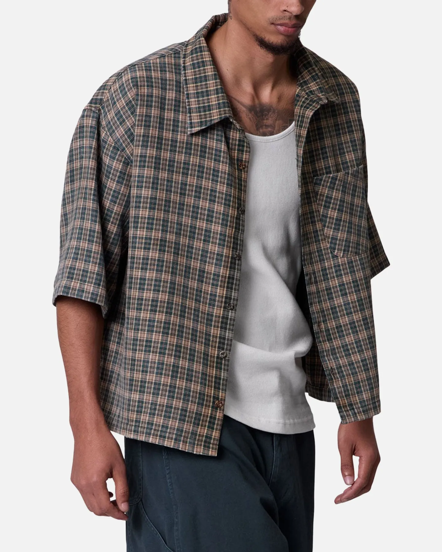 MNML Washed Poplin Over Button Up Shirt Green/Brown sold by Culture Kings product image thumbnail 5