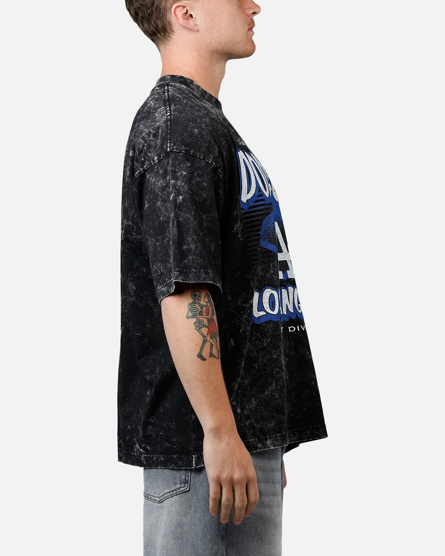 New Era Los Angeles Dodgers Boxy Essentials T-Shirt Washed Black sold by Culture Kings product image thumbnail 4