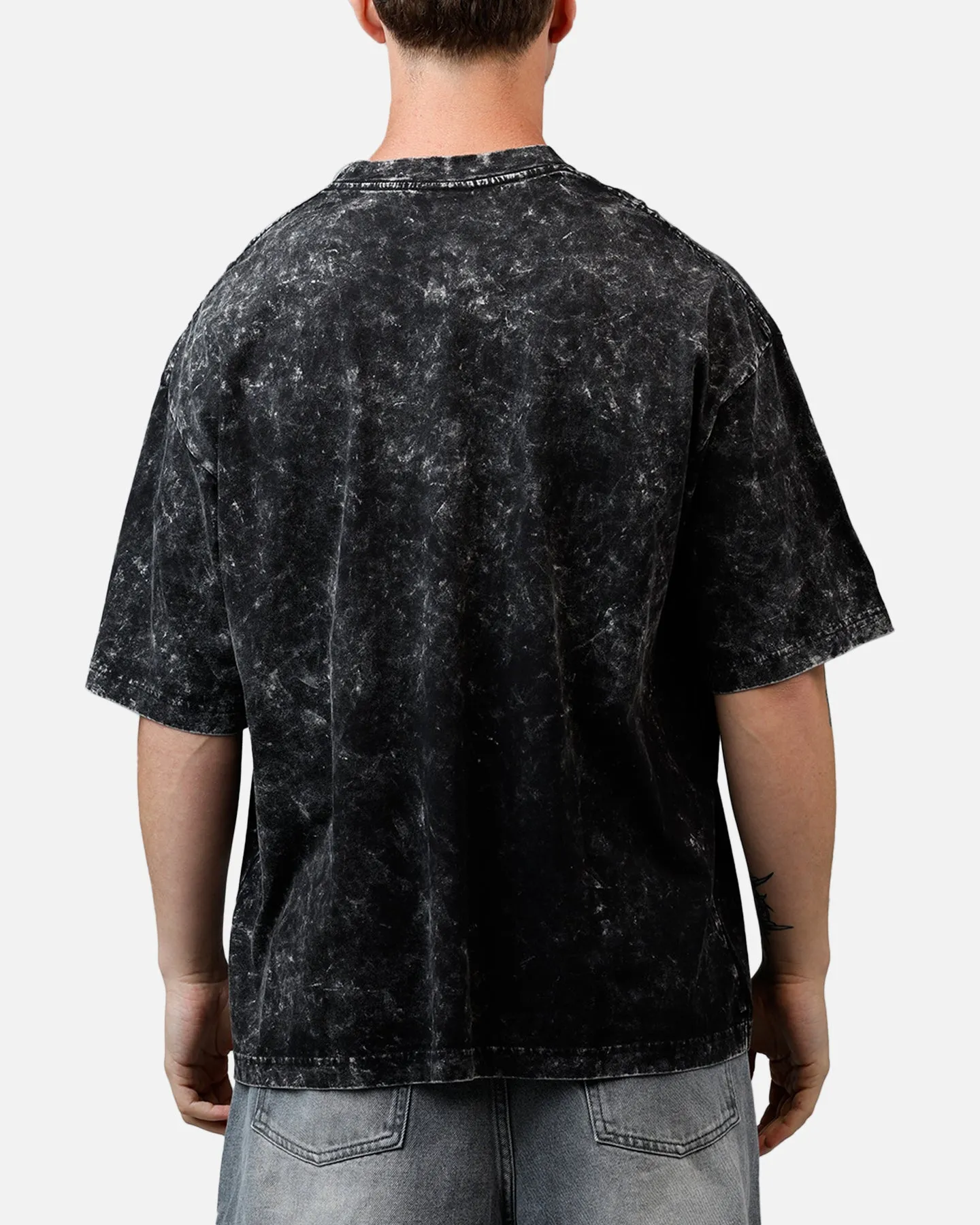 New Era Indiana Fever Boxy Essentials T-Shirt Washed Black sold by Culture Kings product image thumbnail 2