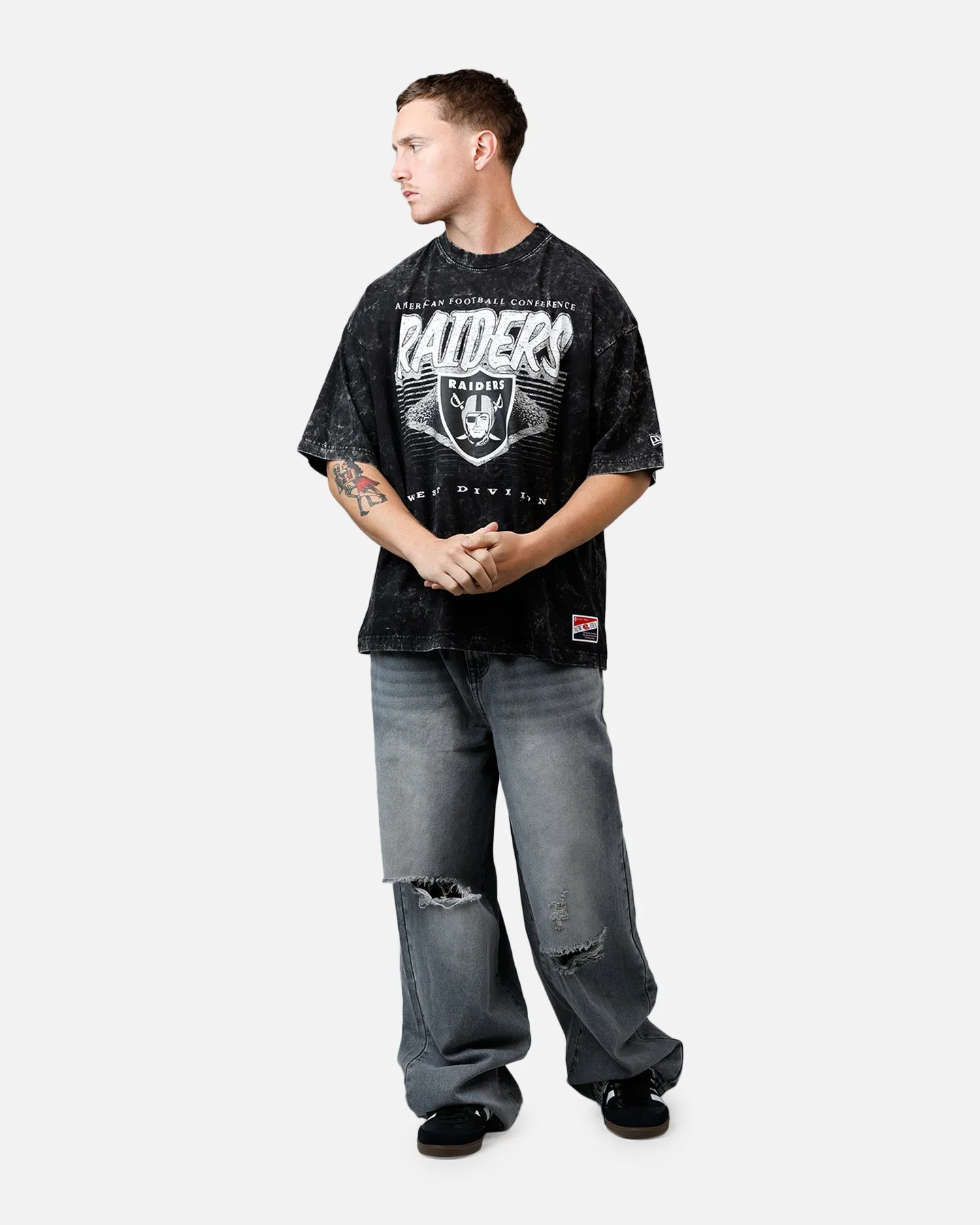 New Era Las Vegas Raiders Boxy Essentials T-Shirt Washed Black sold by Culture Kings product image thumbnail 3