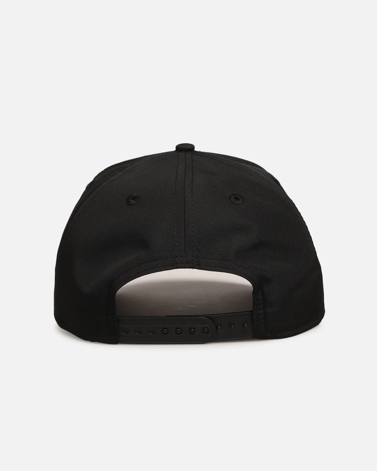 New Era New York Yankees 'Glow Rose' 9FORTY A-Frame Snapback Black sold by Culture Kings product image thumbnail 2