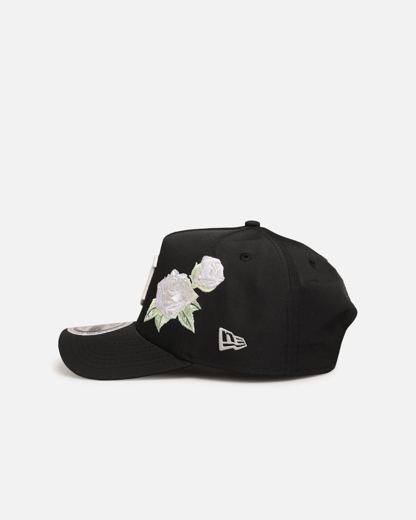 New Era Detroit Tigers 'Glow Rose' 9FORTY A-Frame Snapback Black sold by Culture Kings product image thumbnail 4