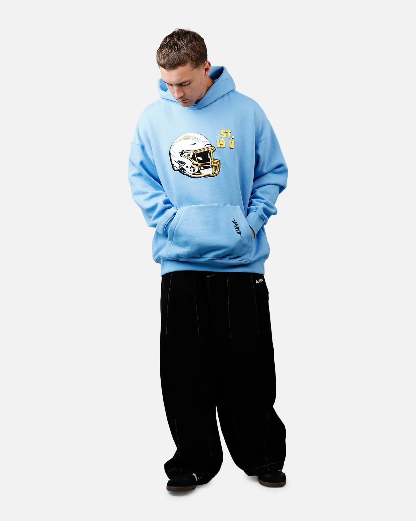 Pro Standard Los Angeles Chargers Kickoff Hoodie Powder Blue sold by Culture Kings product image thumbnail 3