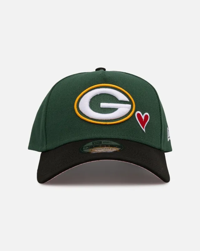 New Era Green Bay Packers 'Team Color Hearts' 9FORTY A-Frame Snapback Official Team Color sold by Culture Kings