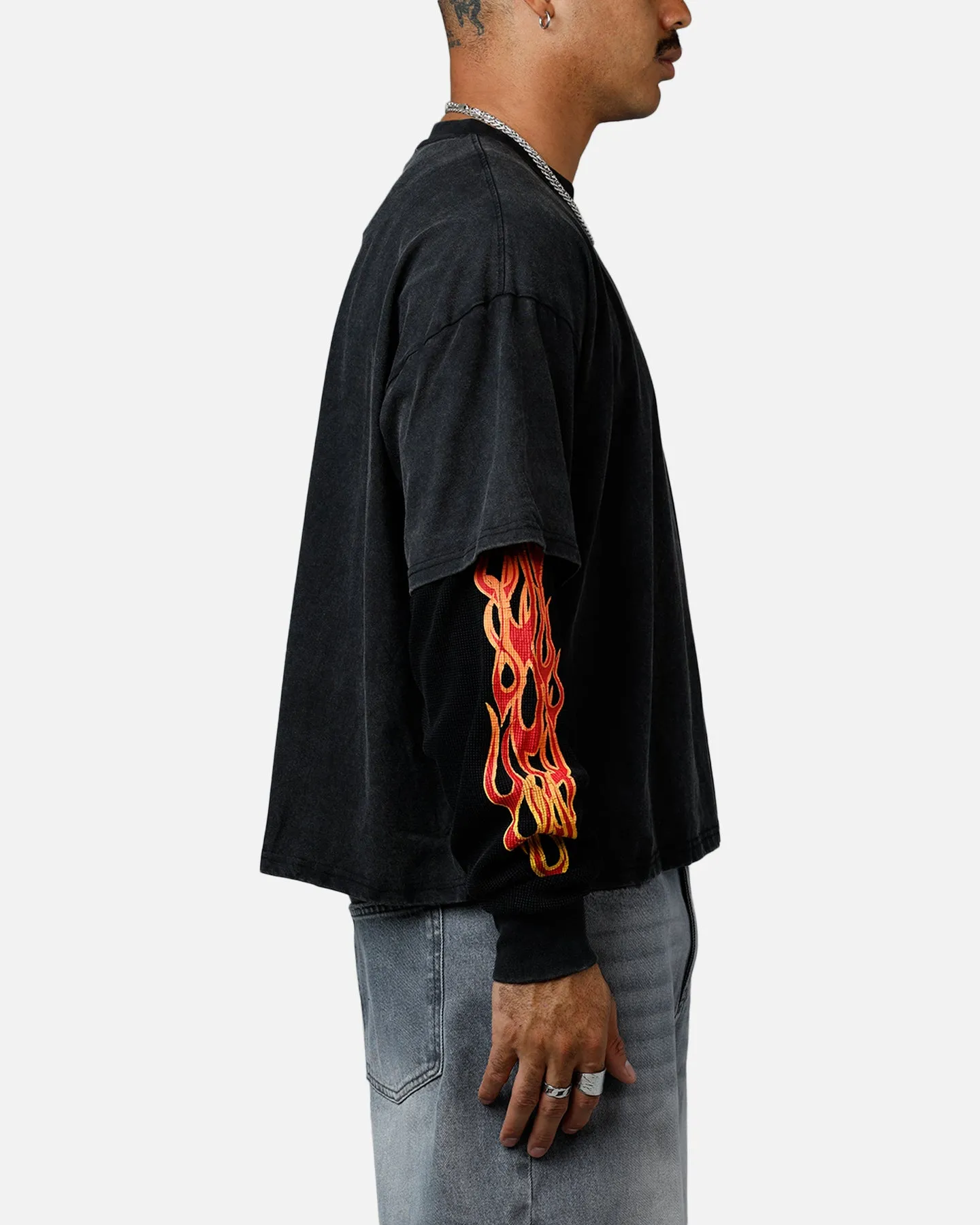 MNML Double Layer Thermal Long Sleeve T-Shirt Washed Black sold by Culture Kings product image thumbnail 4