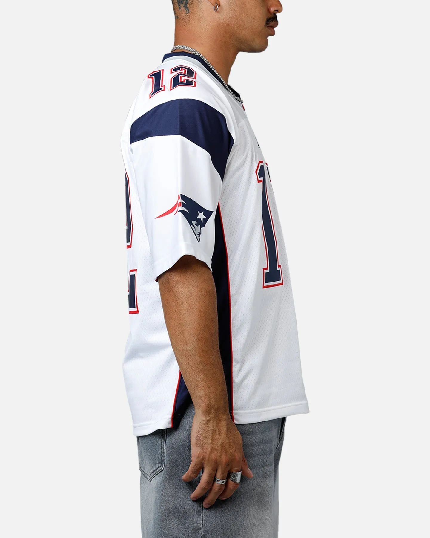 Mitchell & Ness New England Patriots Tom Brady #12 2000 Road Jersey White sold by Culture Kings product image thumbnail 4