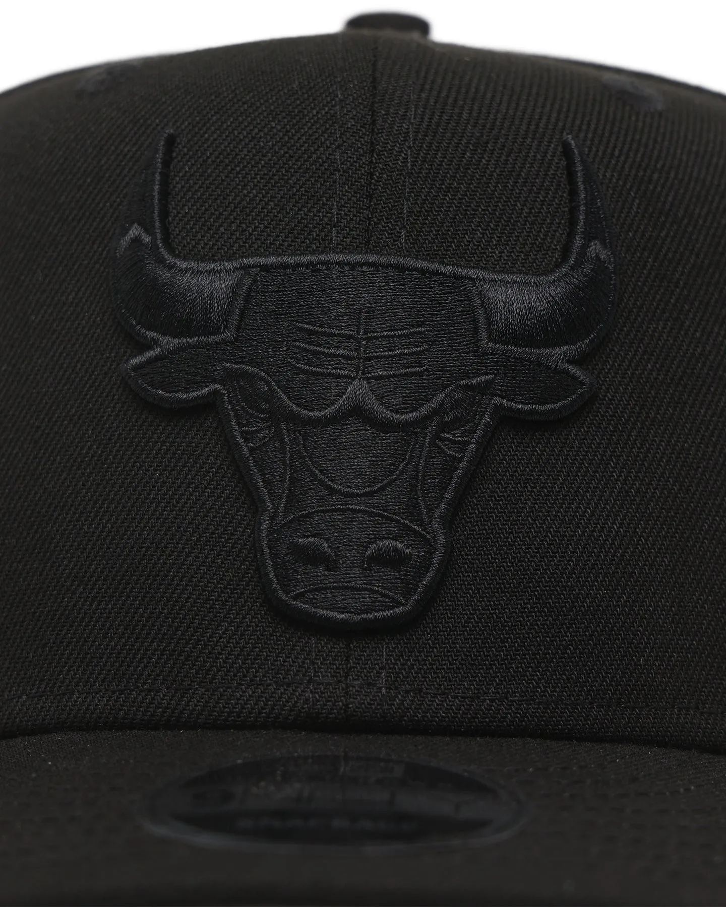 New Era Chicago Bulls 9FIFTY High Crown Precurved Snapback Black/Black sold by Culture Kings product image thumbnail 5