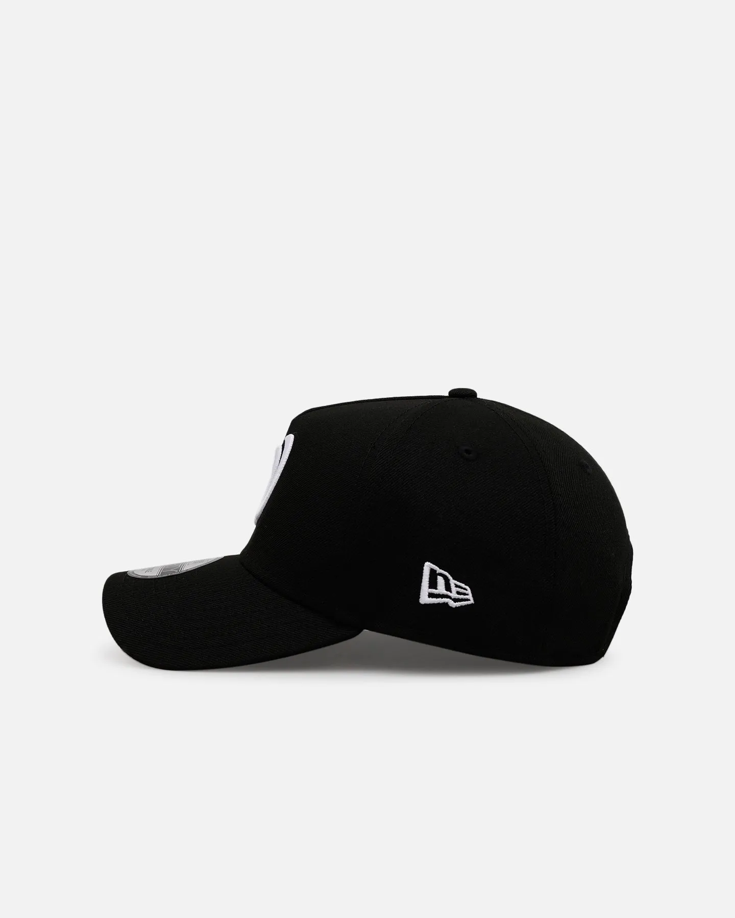 New Era Washington Nationals 'Black And White' 9FORTY A-Frame Snapback Black/White sold by Culture Kings product image thumbnail 4