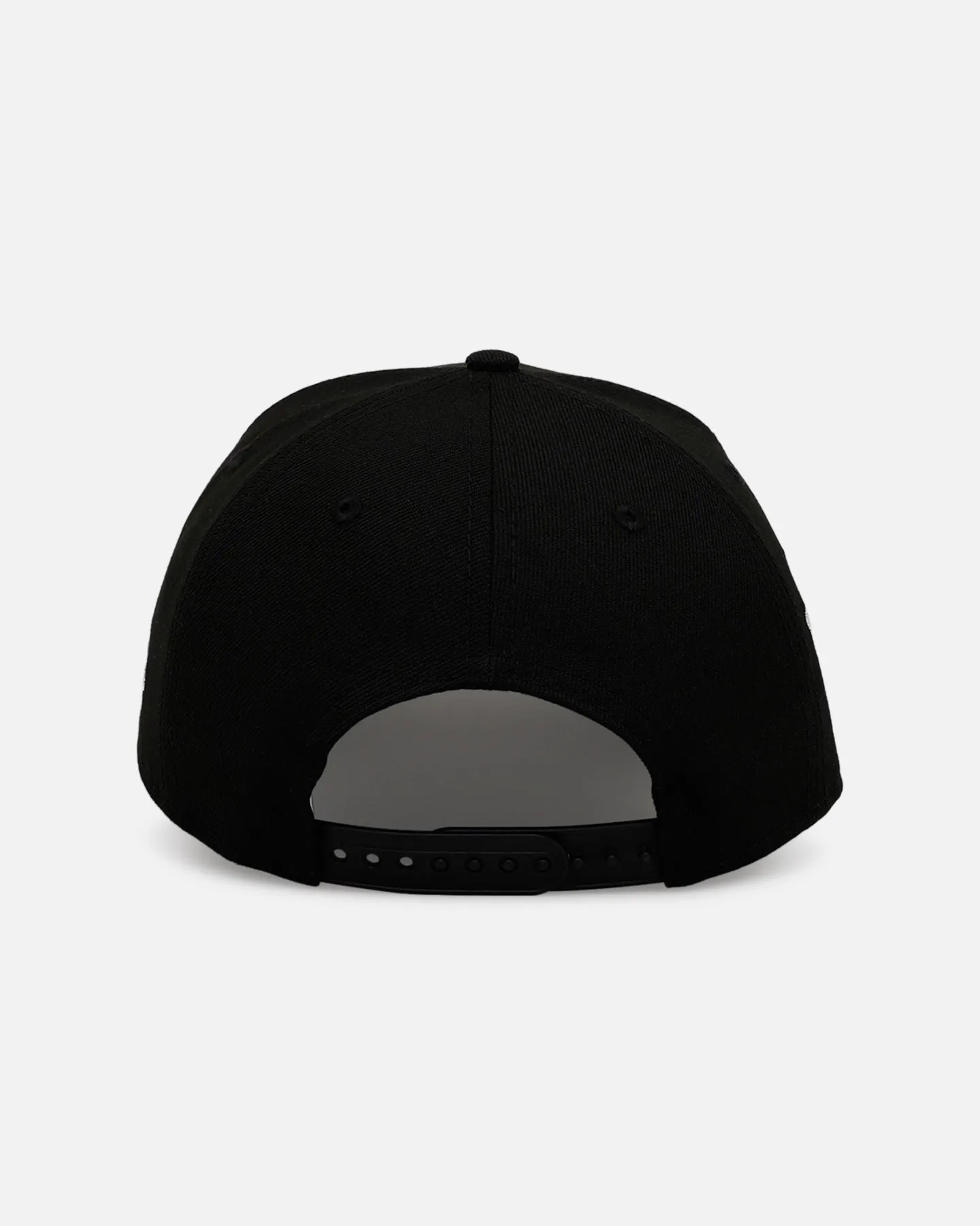 New Era San Francisco Giants 'Black And White' 9FORTY A-Frame Snapback Black/White sold by Culture Kings product image thumbnail 2