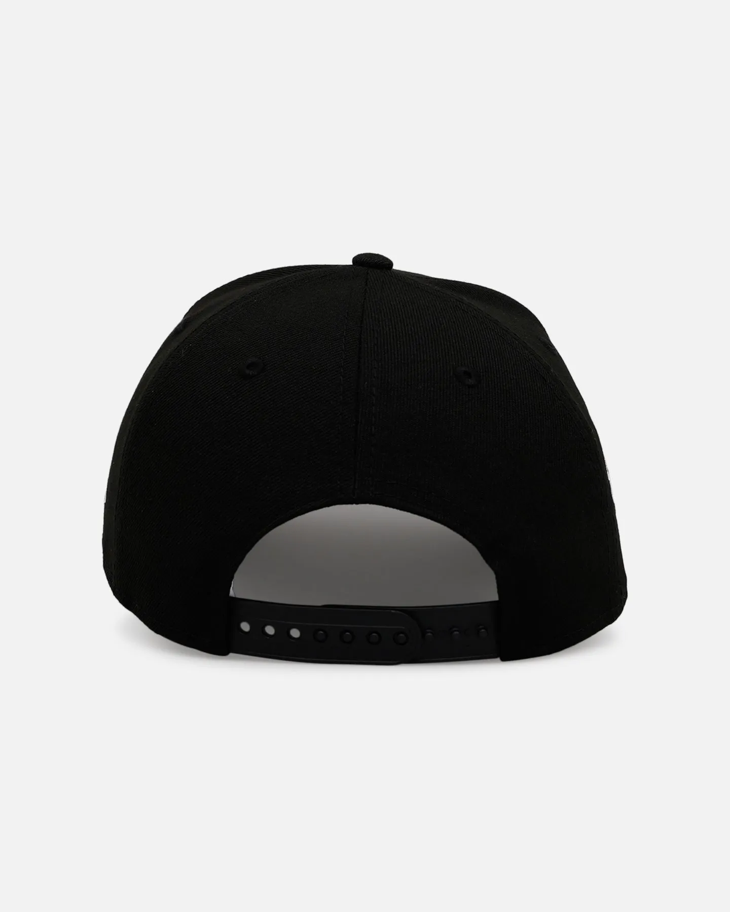 New Era New York Yankees 'Black And White' 9FORTY A-Frame Snapback Black/White sold by Culture Kings product image thumbnail 2