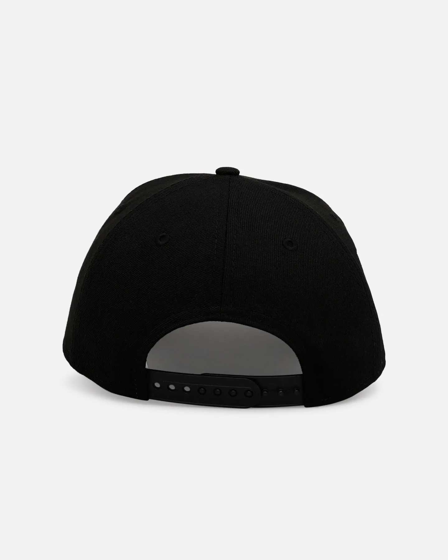 New Era New York Mets 'Black And White' 9FORTY A-Frame Snapback Black/White sold by Culture Kings product image thumbnail 2