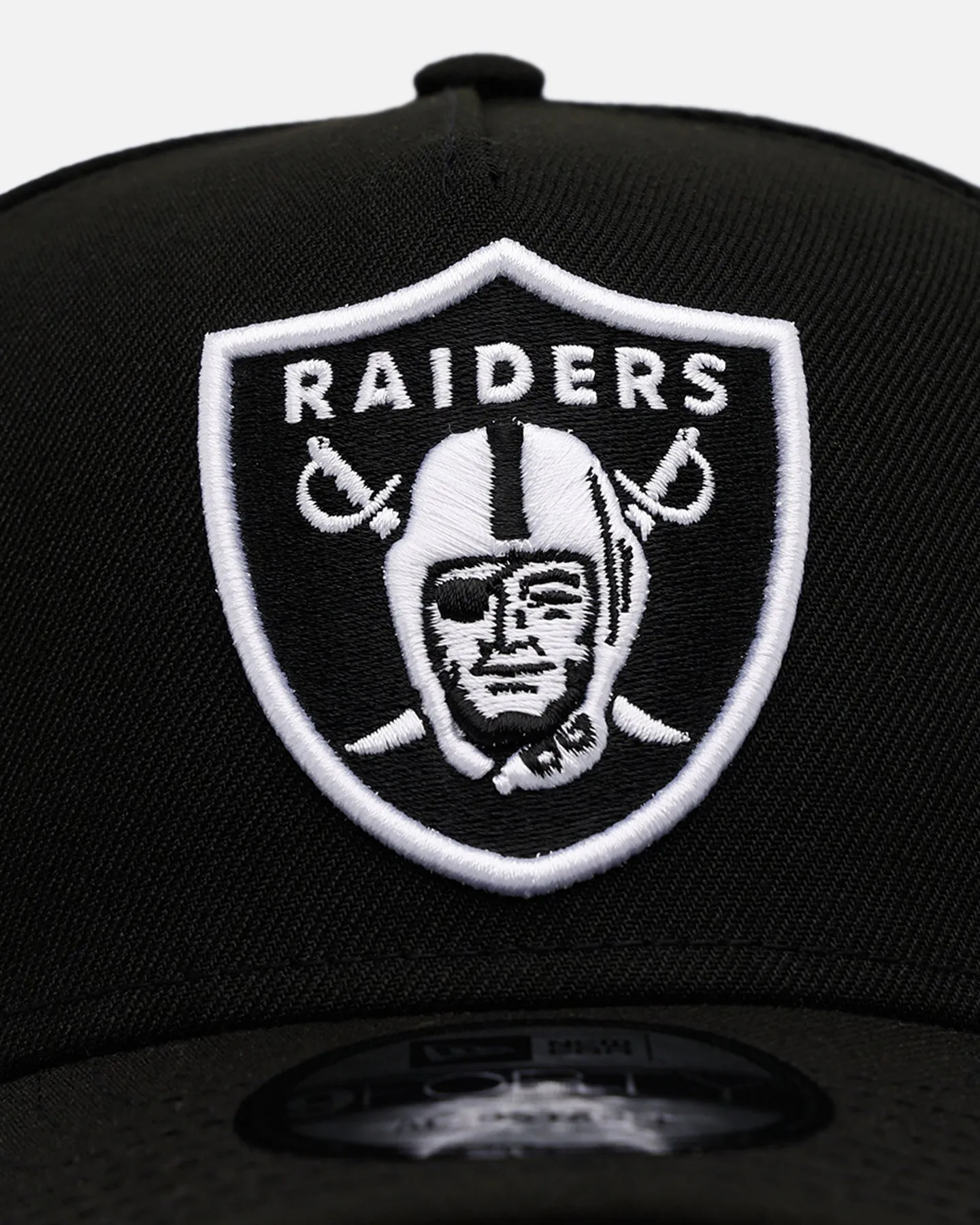 New Era Las Vegas Raiders 'Black And White' 9FORTY A-Frame Snapback Black/White sold by Culture Kings product image thumbnail 5