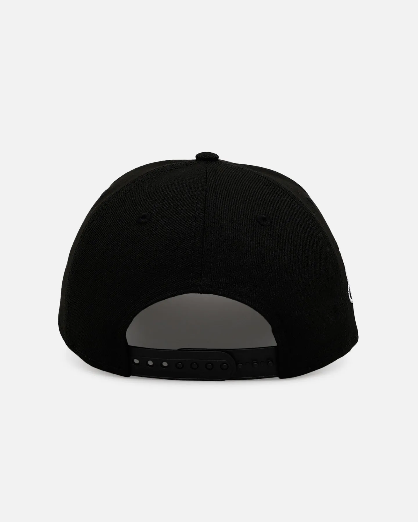 New Era Las Vegas Raiders 'Black And White' 9FORTY A-Frame Snapback Black/White sold by Culture Kings product image thumbnail 2