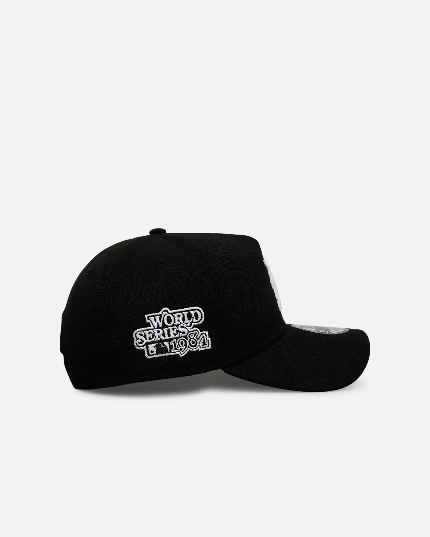 New Era Detroit Tigers 'Black And White' 9FORTY A-Frame Snapback Black/White sold by Culture Kings product image thumbnail 3