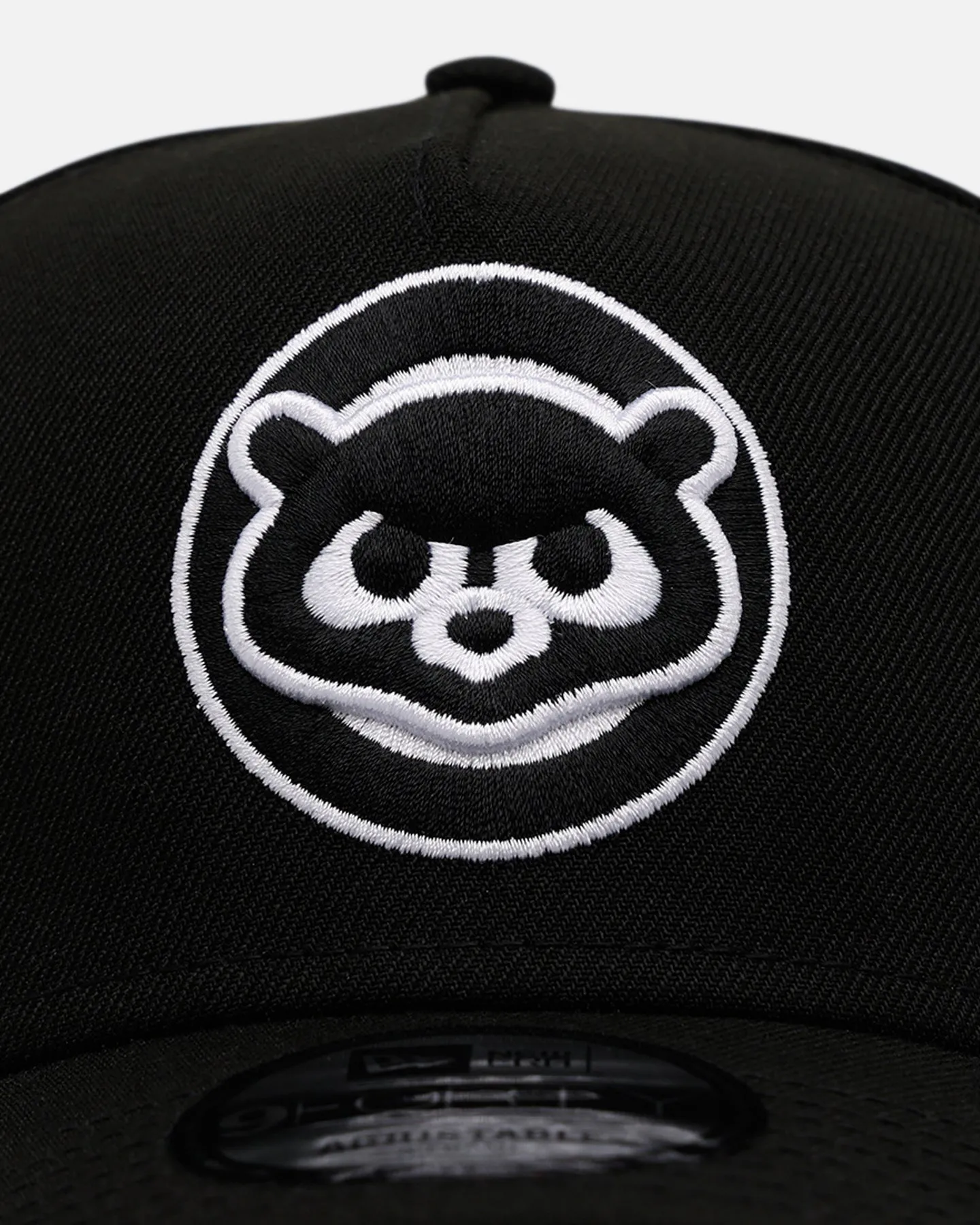 New Era Chicago Cubs 'Black And White' 9FORTY A-Frame Snapback Black/White sold by Culture Kings product image thumbnail 5