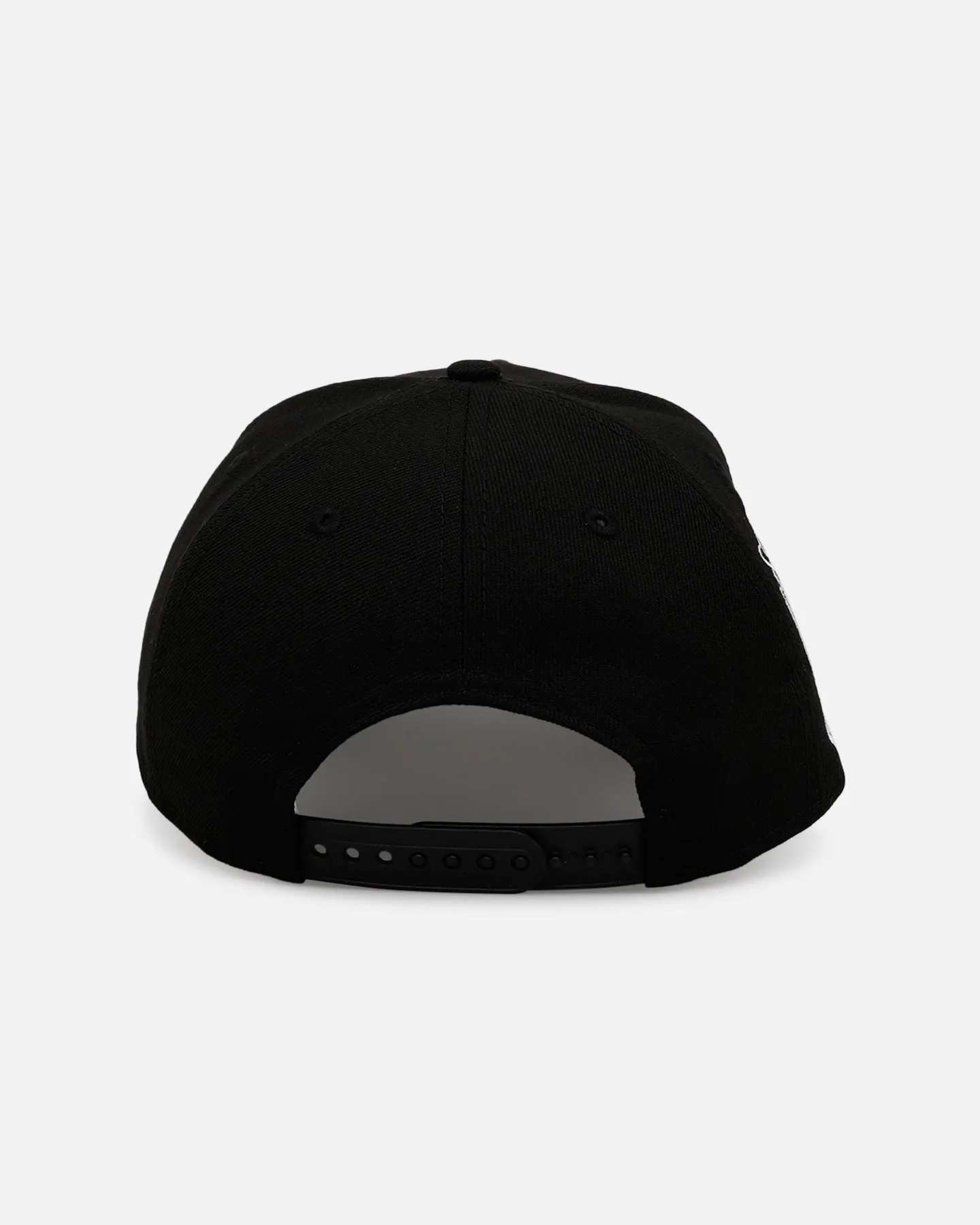New Era Boston Red Sox 'Black And White' 9FORTY A-Frame Snapback Black/White sold by Culture Kings product image thumbnail 2