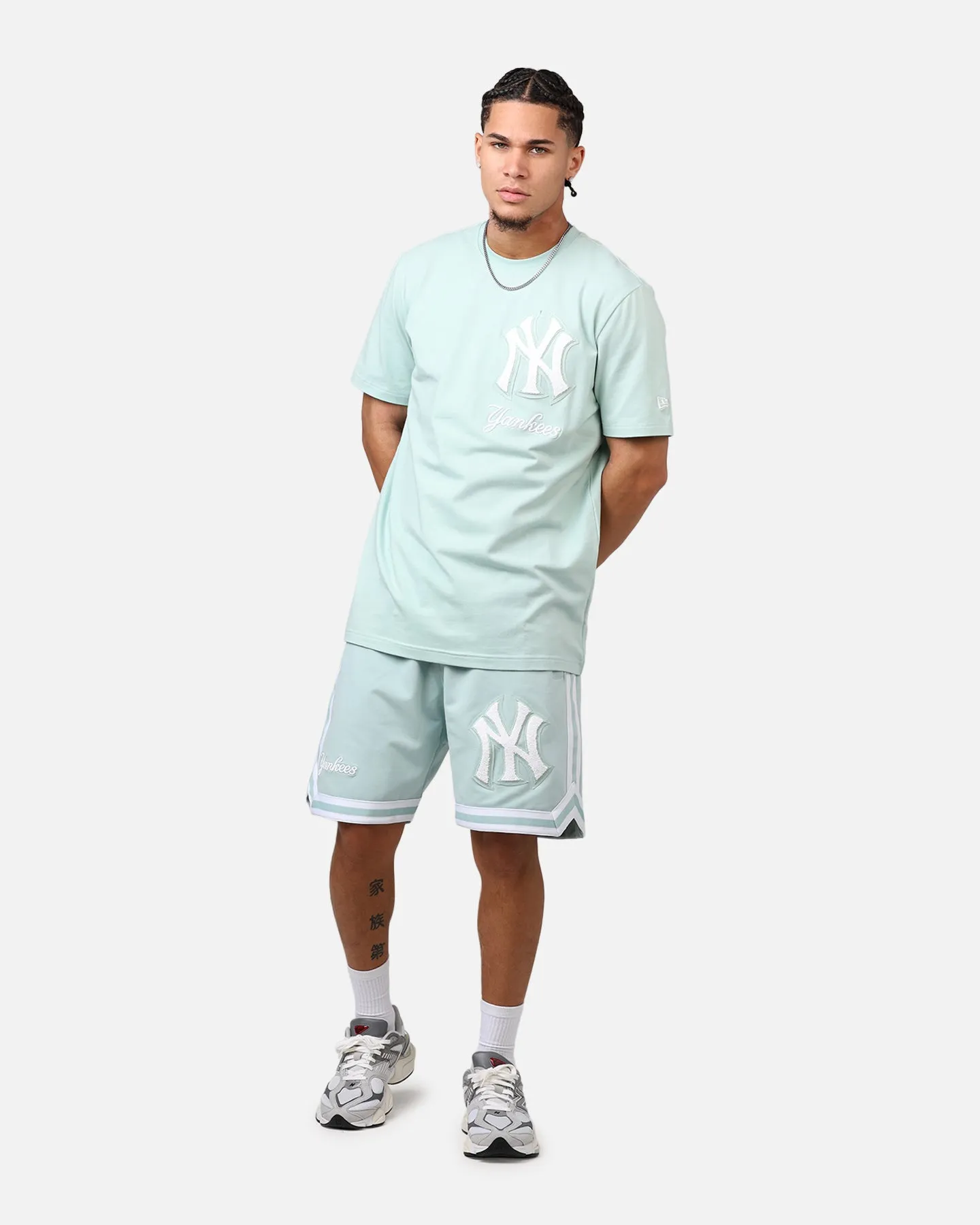 New Era New York Yankees 'Logo Select Mint' Shorts Mint/White sold by Culture Kings product image thumbnail 2