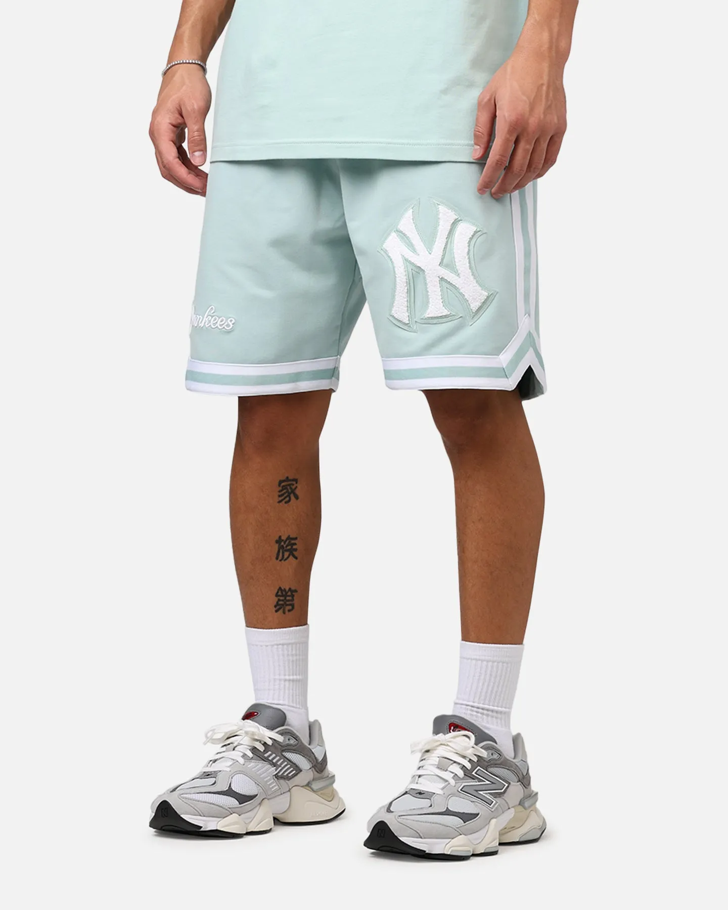 New Era New York Yankees 'Logo Select Mint' Shorts Mint/White sold by Culture Kings product image thumbnail 4