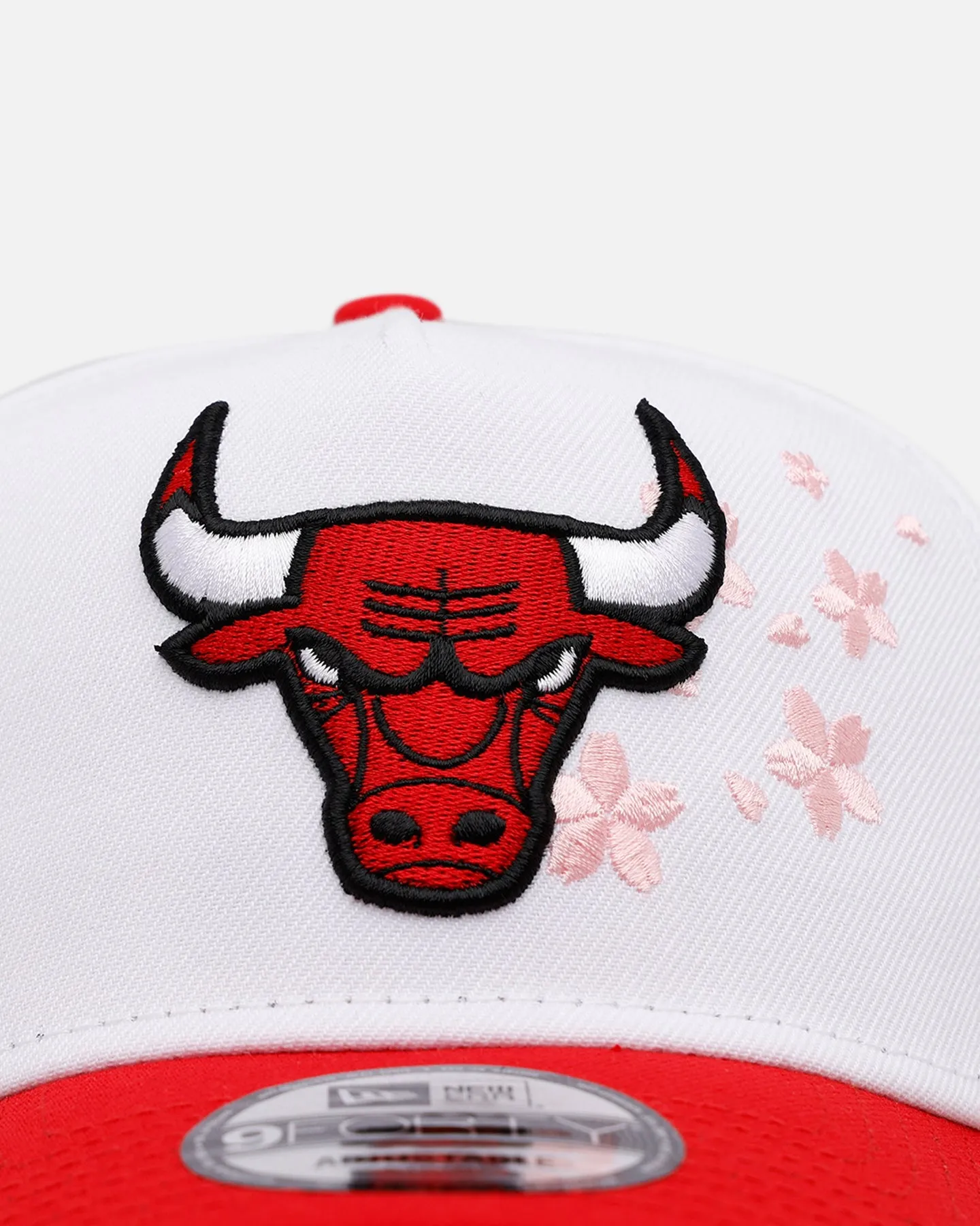 New Era Chicago Bulls 'Cherry Blossoms' 9FORTY A-Frame Snapback Official Team Color sold by Culture Kings product image thumbnail 5