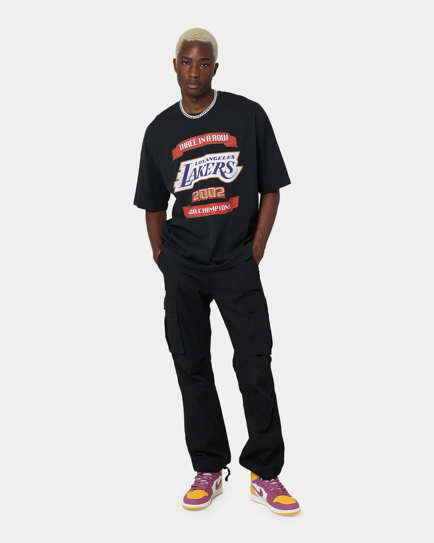 Mitchell & Ness Los Angeles Lakers 3-Peat T-Shirt Black sold by Culture Kings product image thumbnail 3